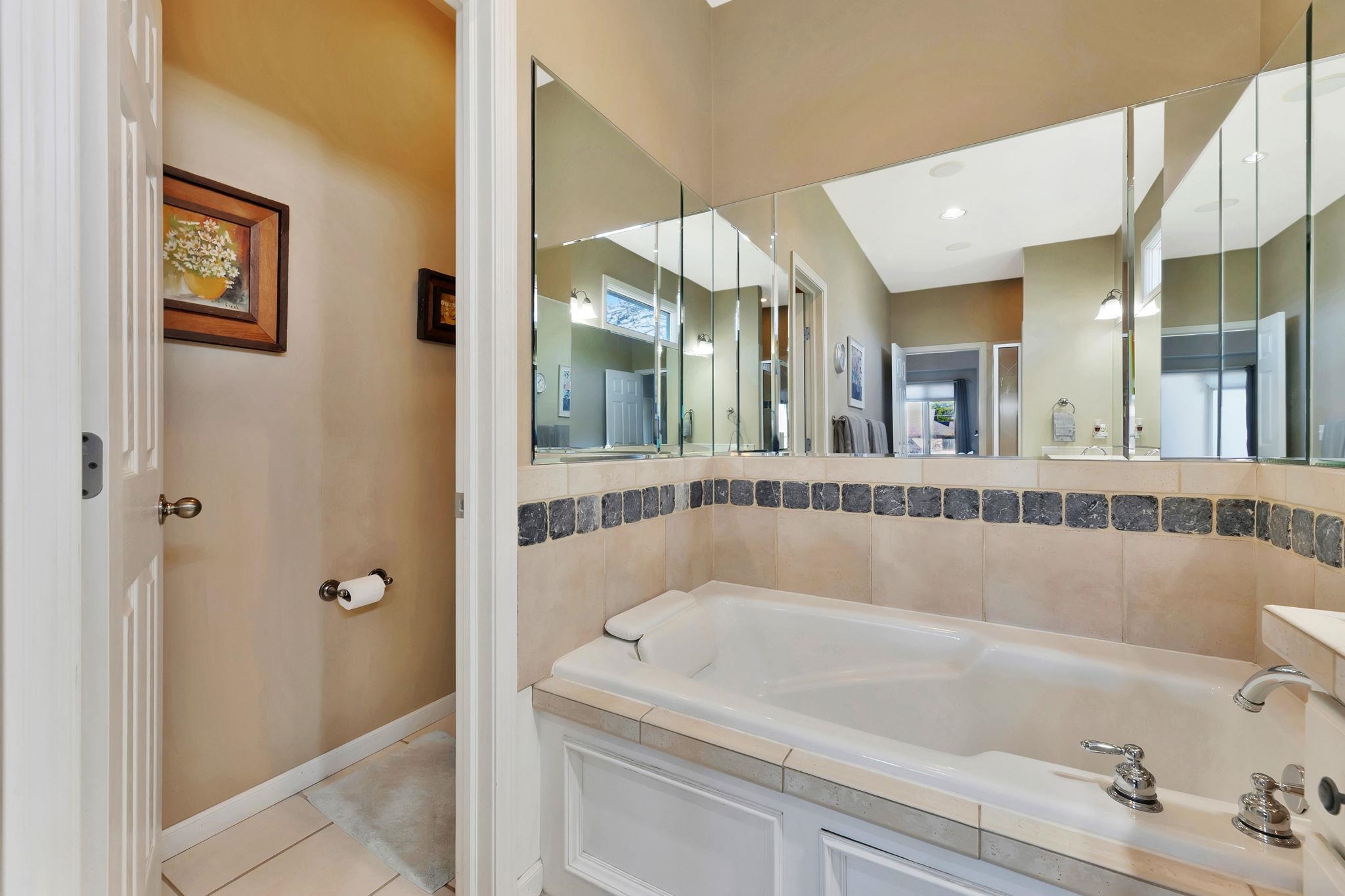 12610 E Bradford Cir Property Photo 23