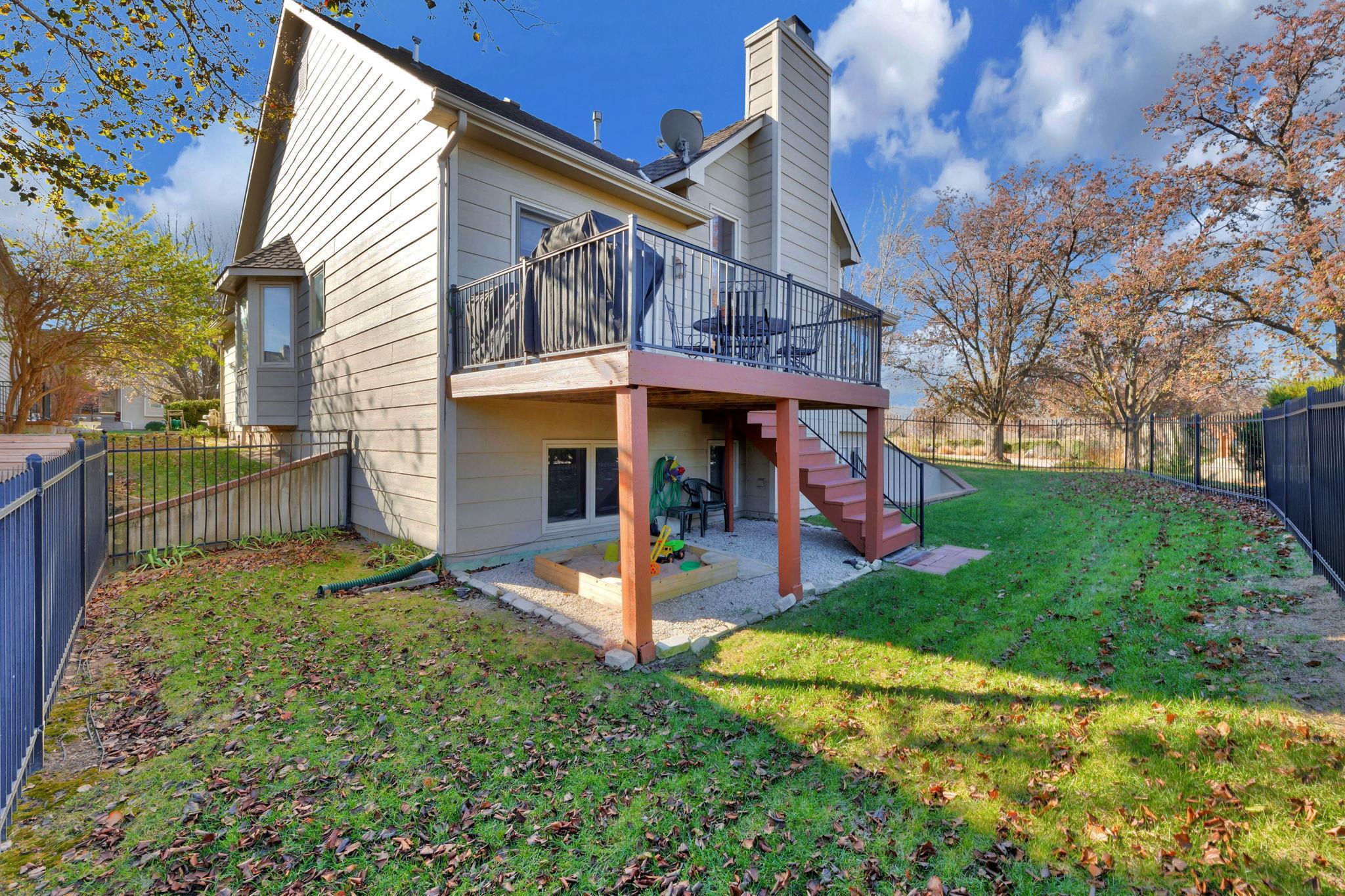 12610 E Bradford Cir Property Photo 36