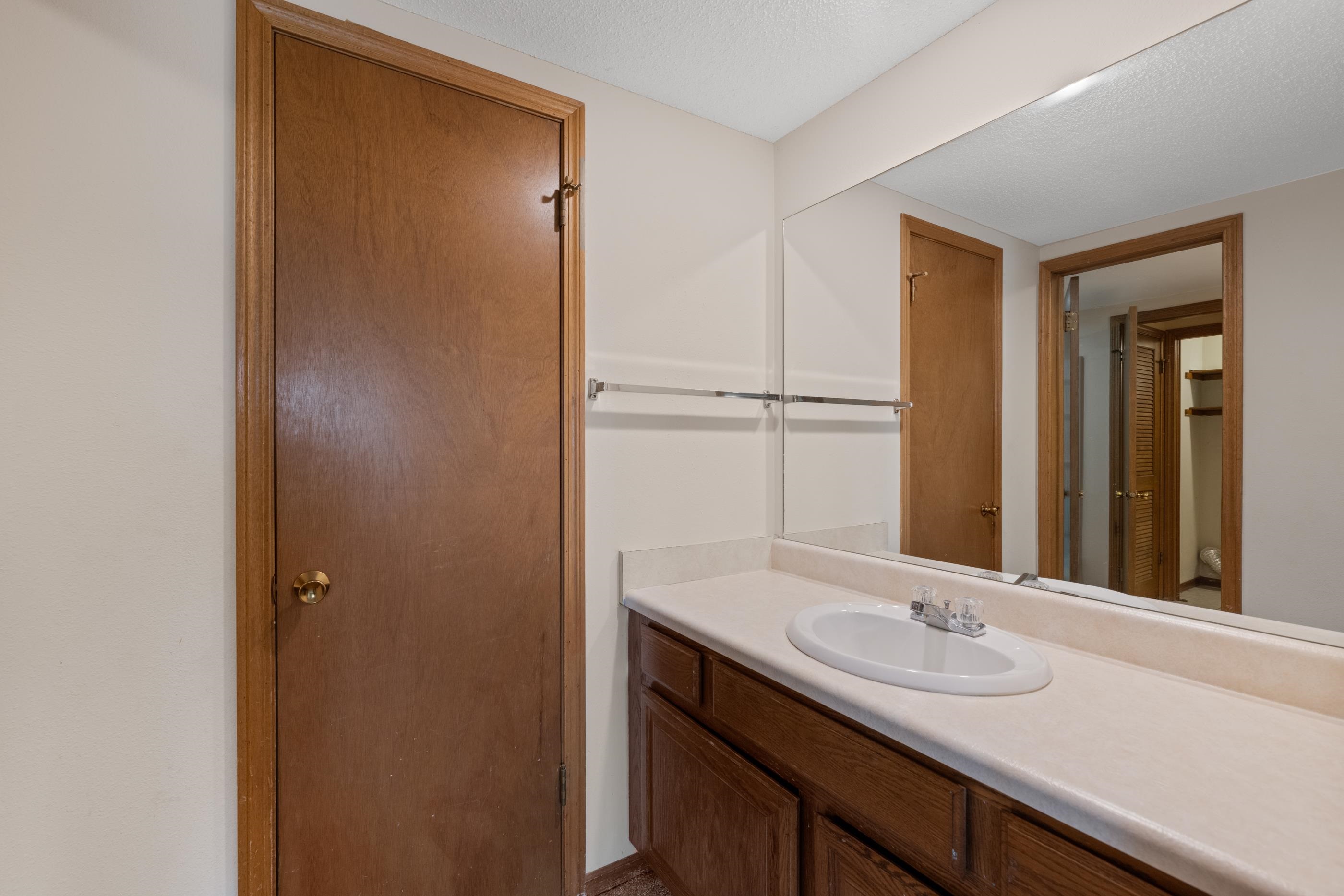 1717 S Cypress St #1424 Property Photo 23