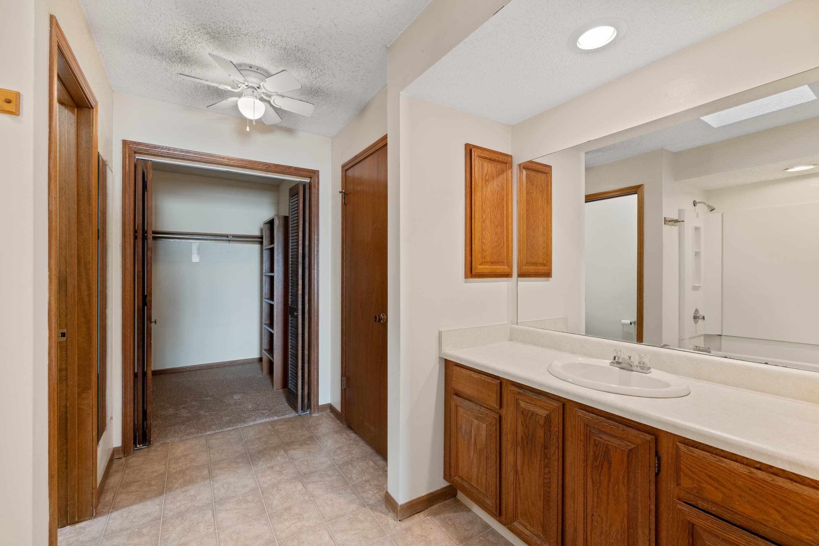 1717 S Cypress St #1424 Property Photo 31