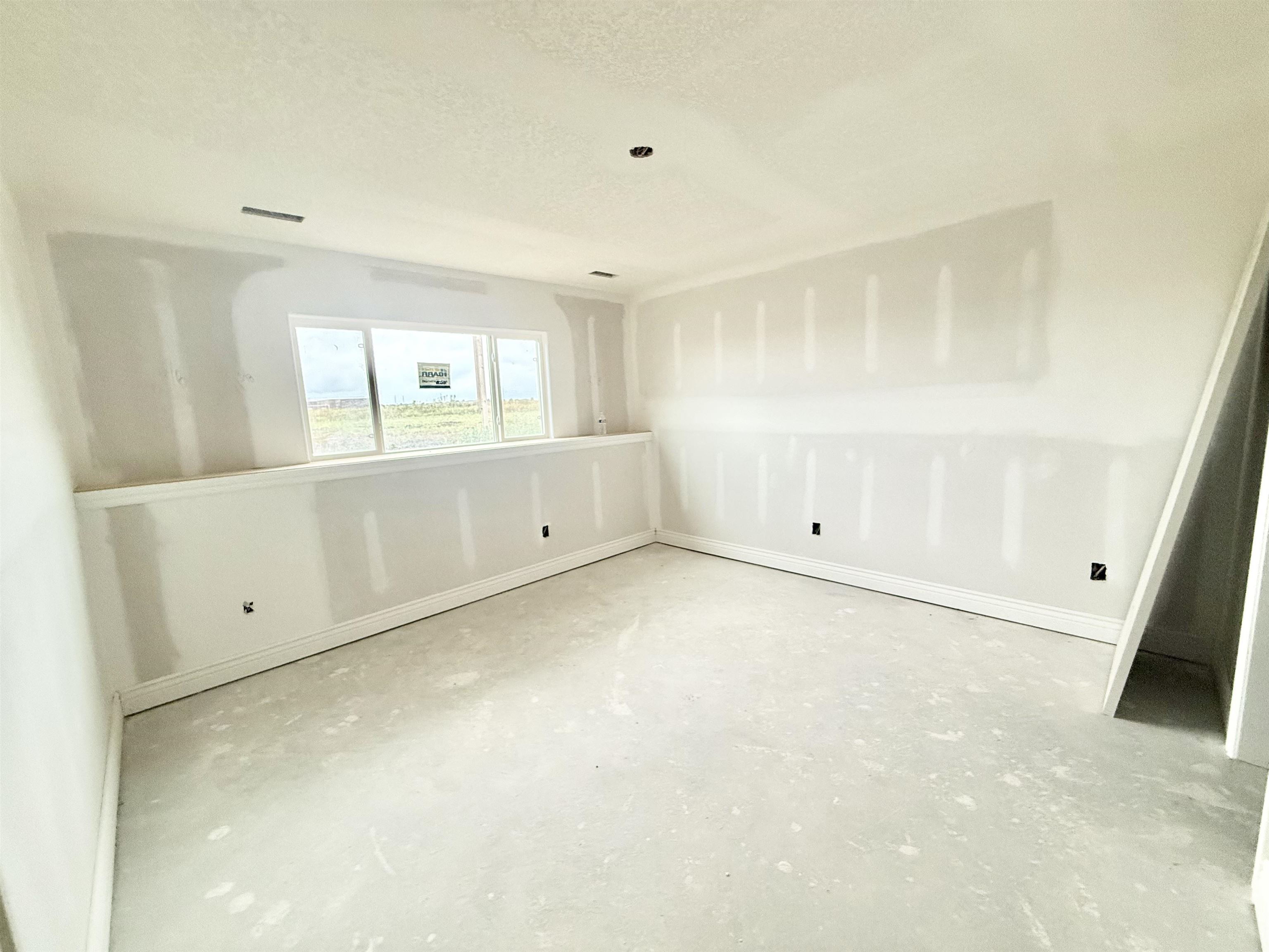 5519 N Toben Ct Property Photo 12