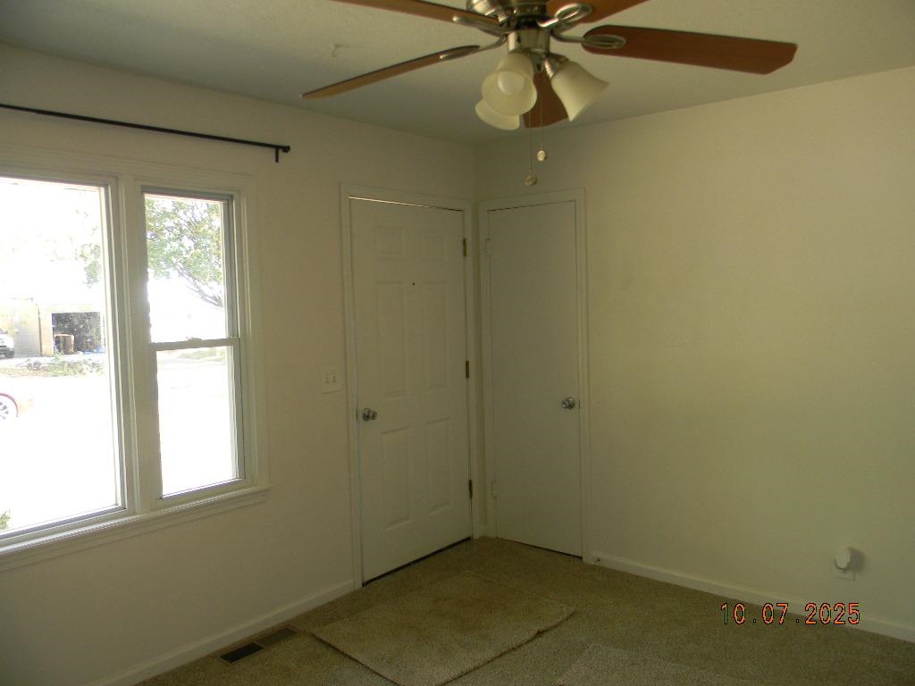 215 S Sunset Ave Property Photo 5