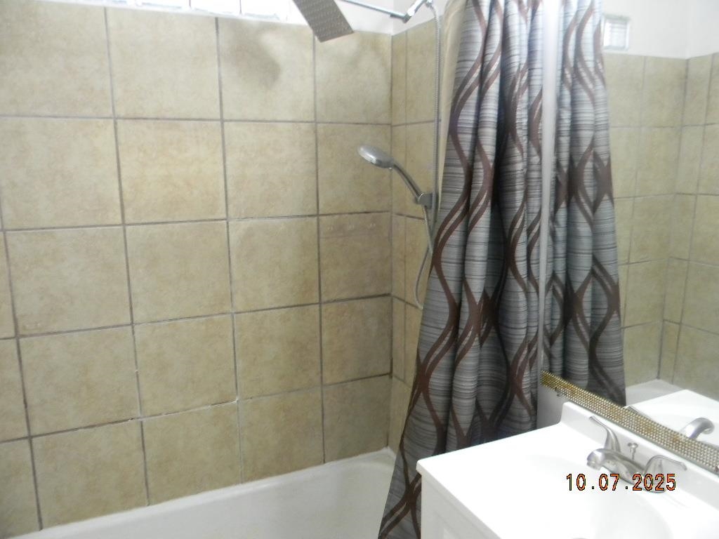 215 S Sunset Ave Property Photo 13