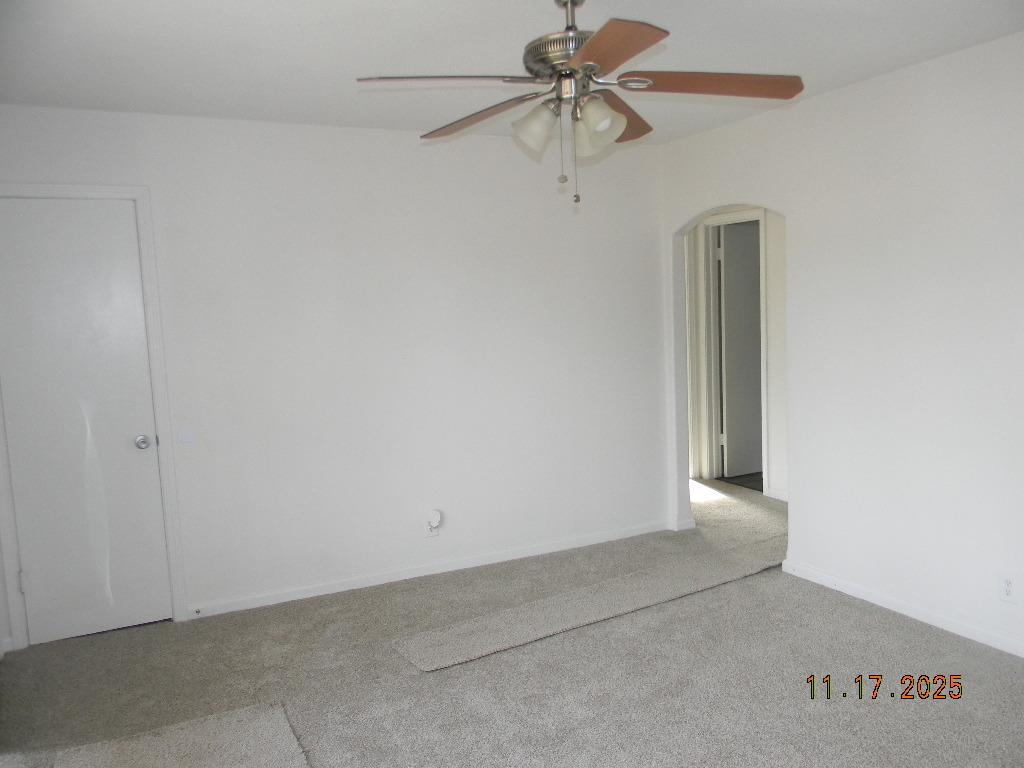 215 S Sunset Ave Property Photo 18