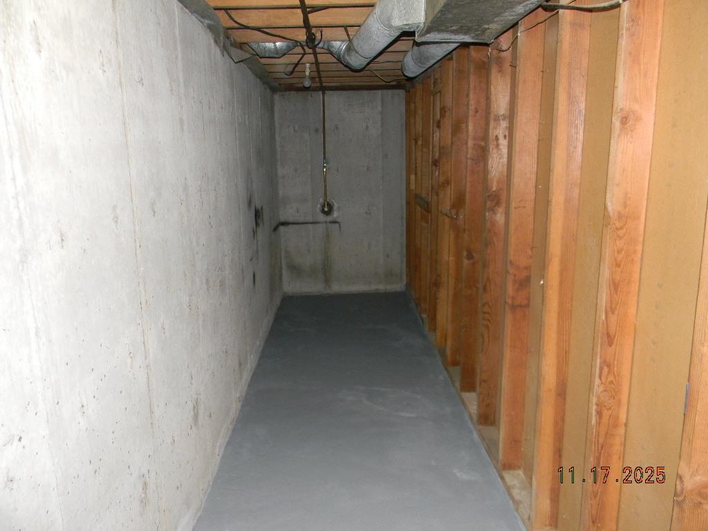 354 N Slade Property Photo 20