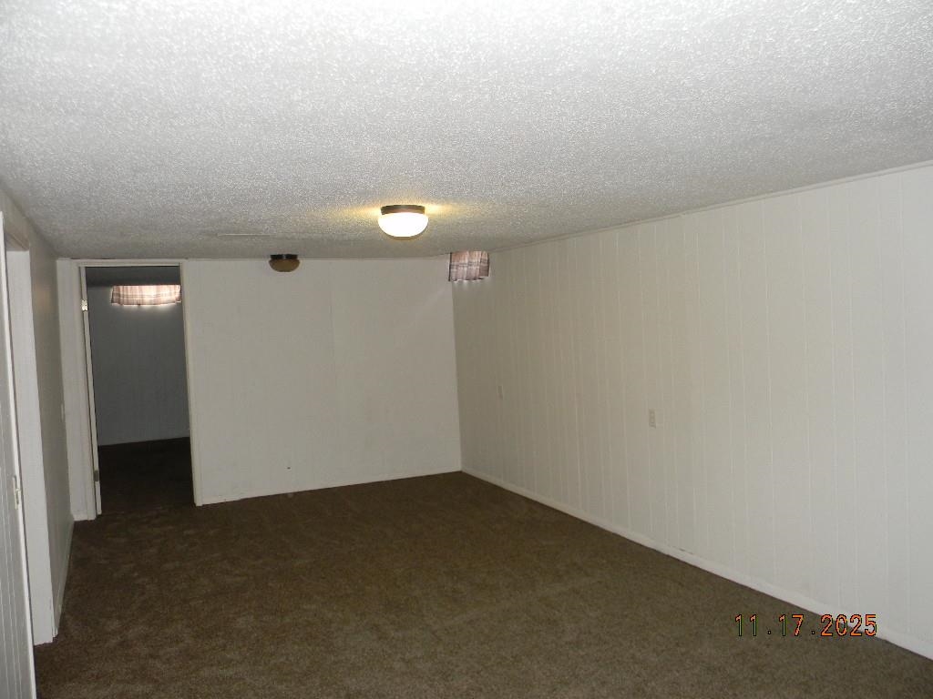 354 N Slade Property Photo 23