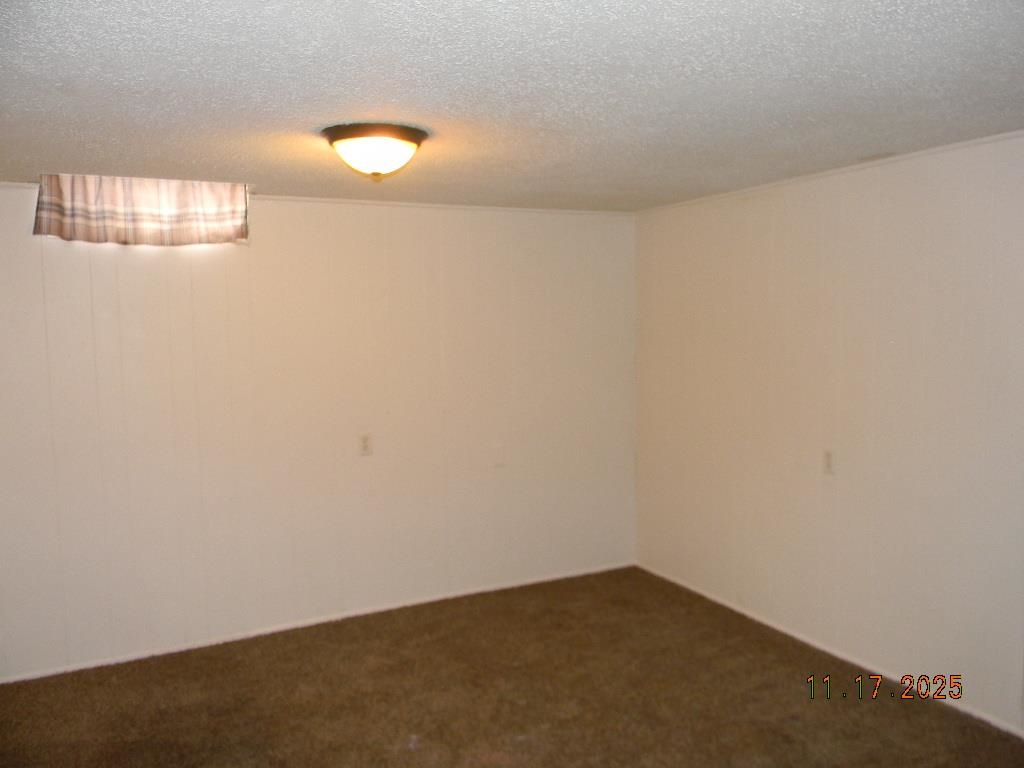 354 N Slade Property Photo 24