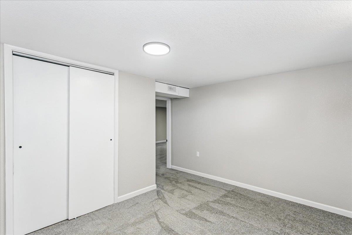 1470 S Hornecker Dr Property Photo 24