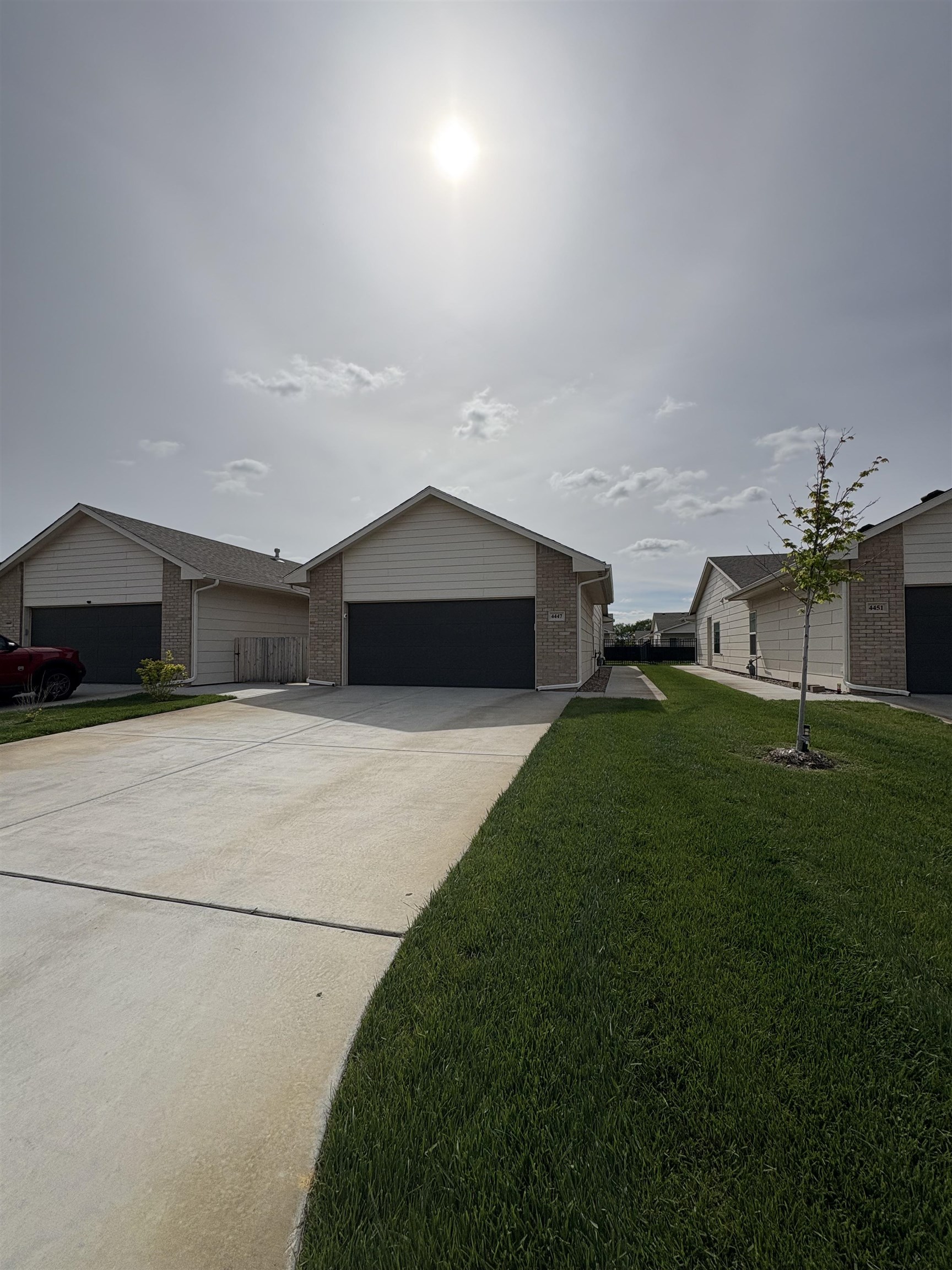 4545-4543 N Sandplum St Property Photo 2