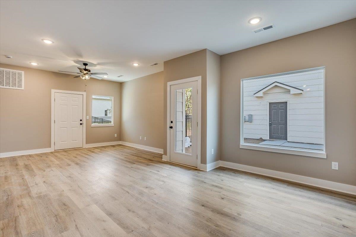 4545-4543 N Sandplum St Property Photo 6