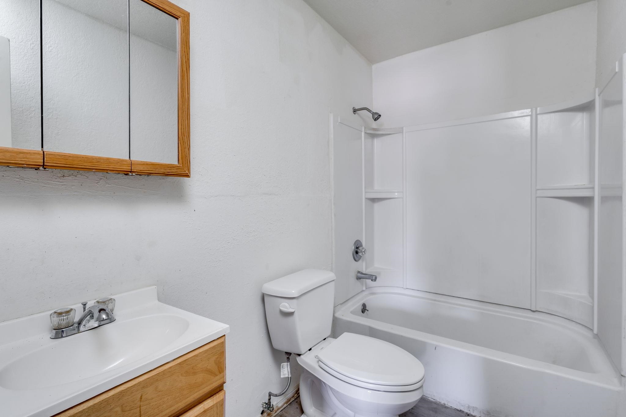 1501 E Berkeley St Property Photo 8