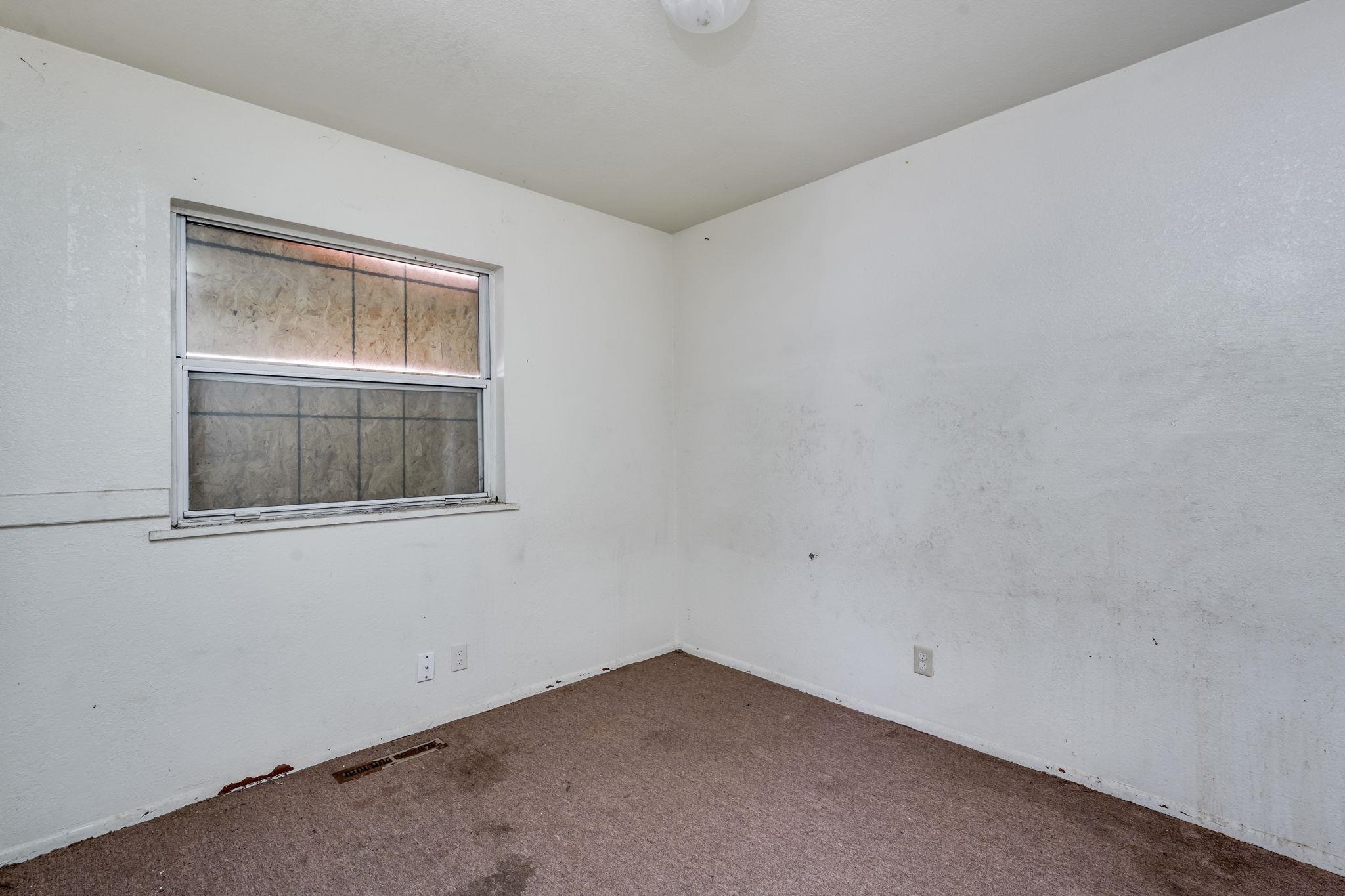 1501 E Berkeley St Property Photo 9