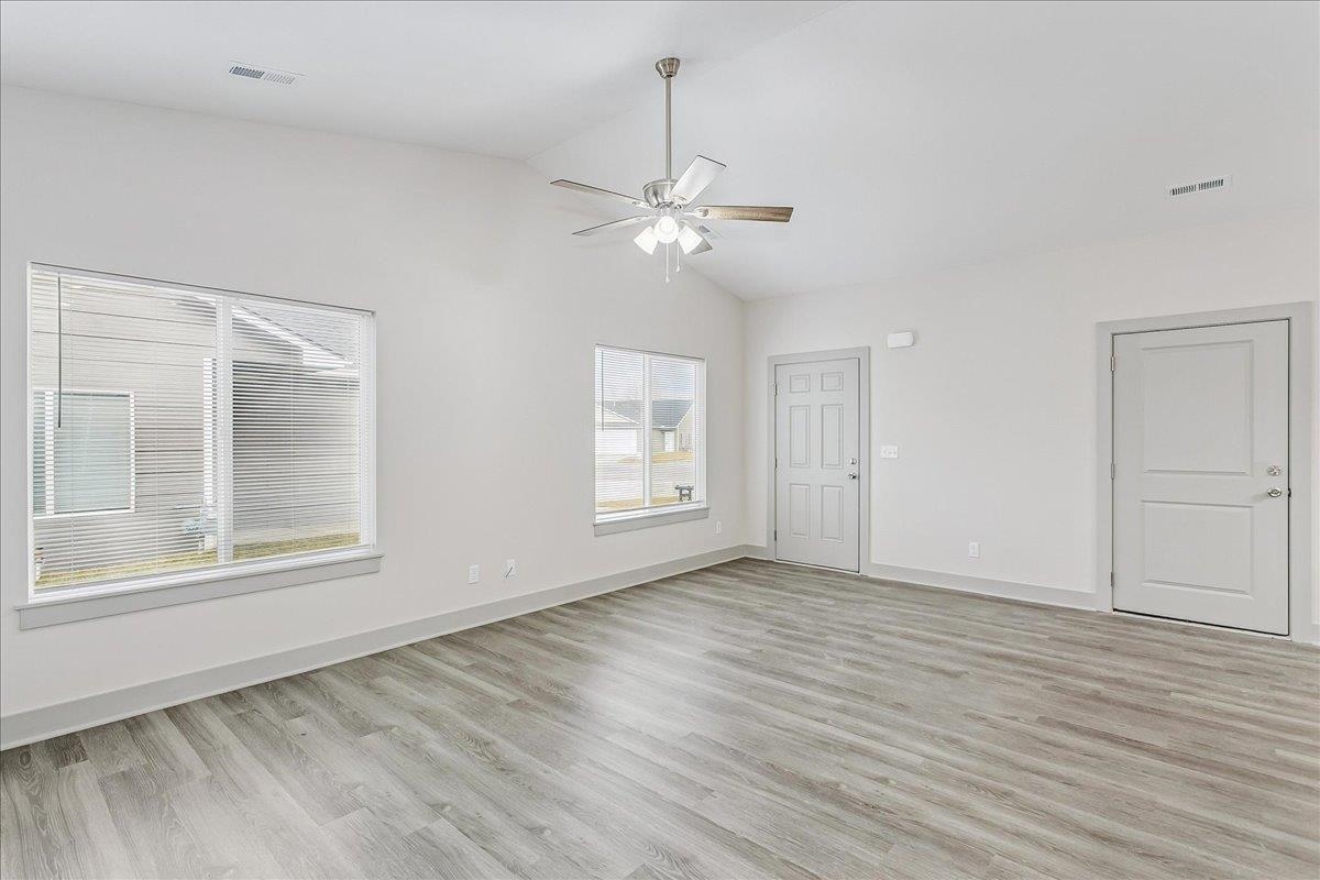 2941 S Bunker Hill Ct. Property Photo 4