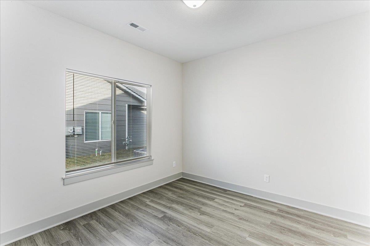 2941 S Bunker Hill Ct. Property Photo 16