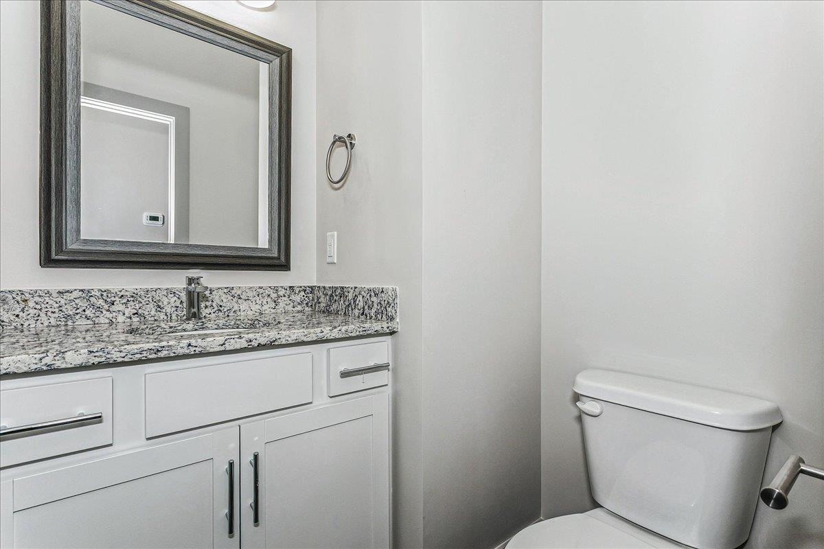 2941 S Bunker Hill Ct. Property Photo 19