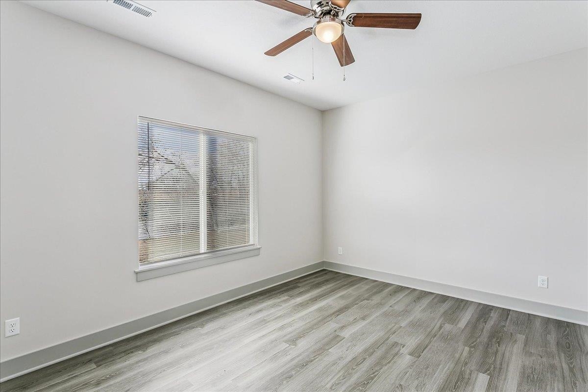 2941 S Bunker Hill Ct. Property Photo 28