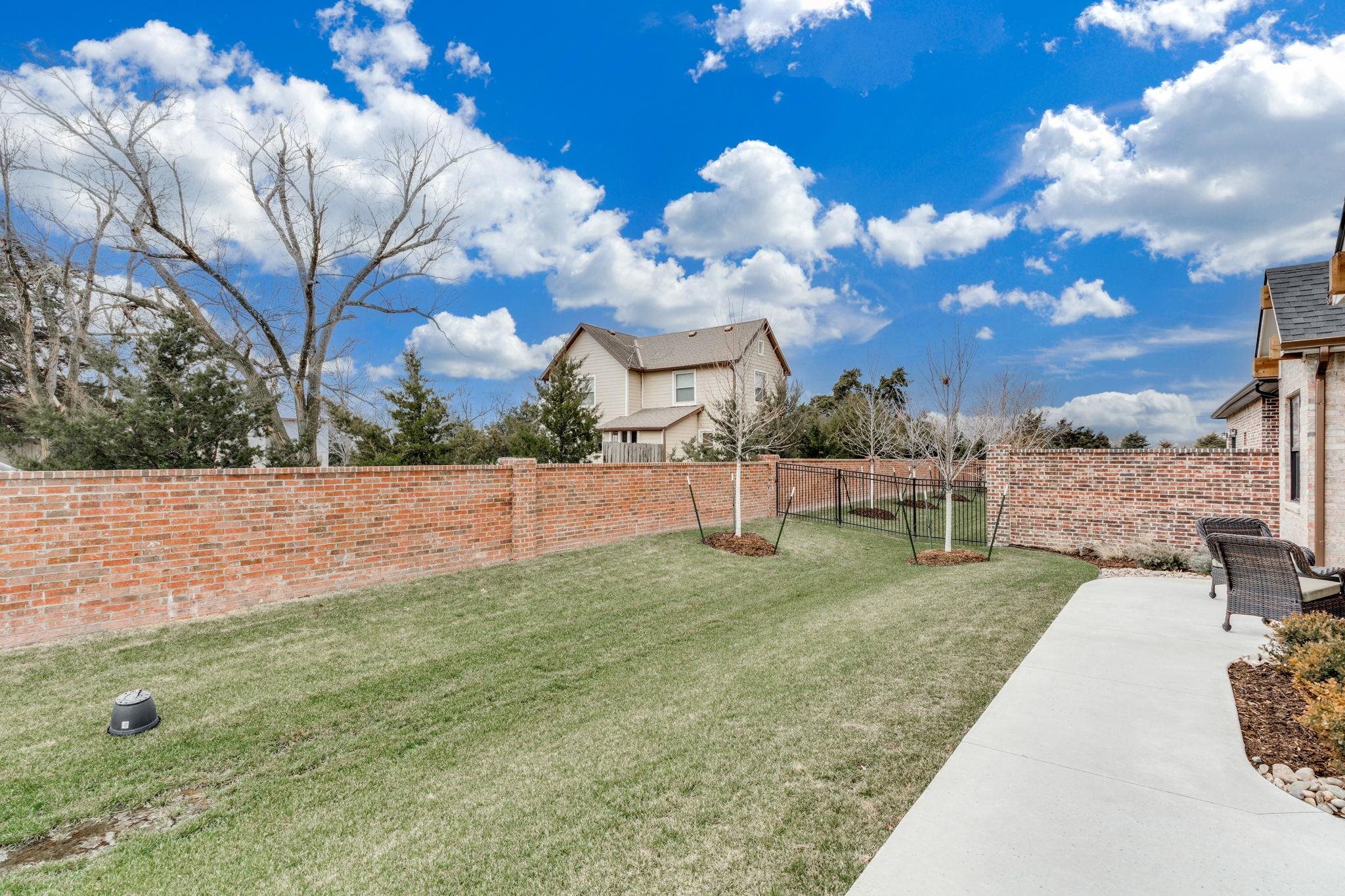 1609 W Rockhill Pl Property Photo 33