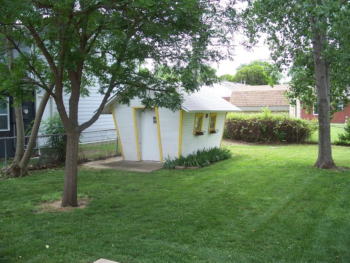 7609 E Indianapolis Property Photo 11
