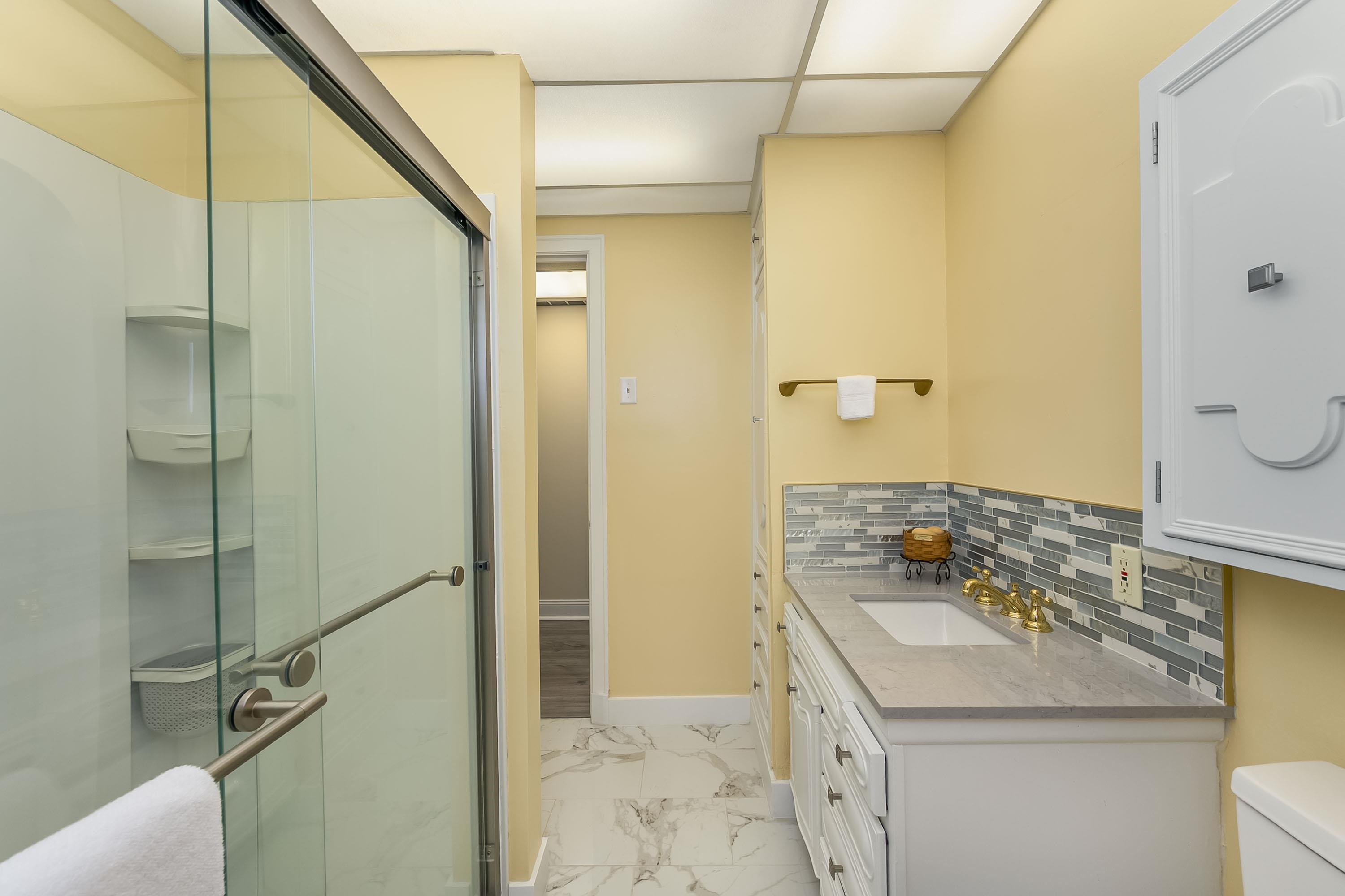 115 S Rutan Ave 5 E Property Photo 17