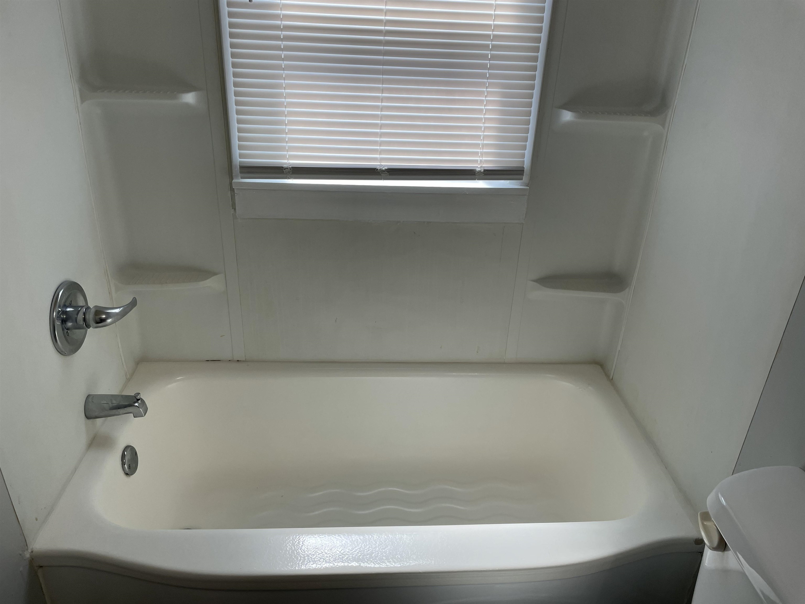 1703 S Glenn Property Photo 5