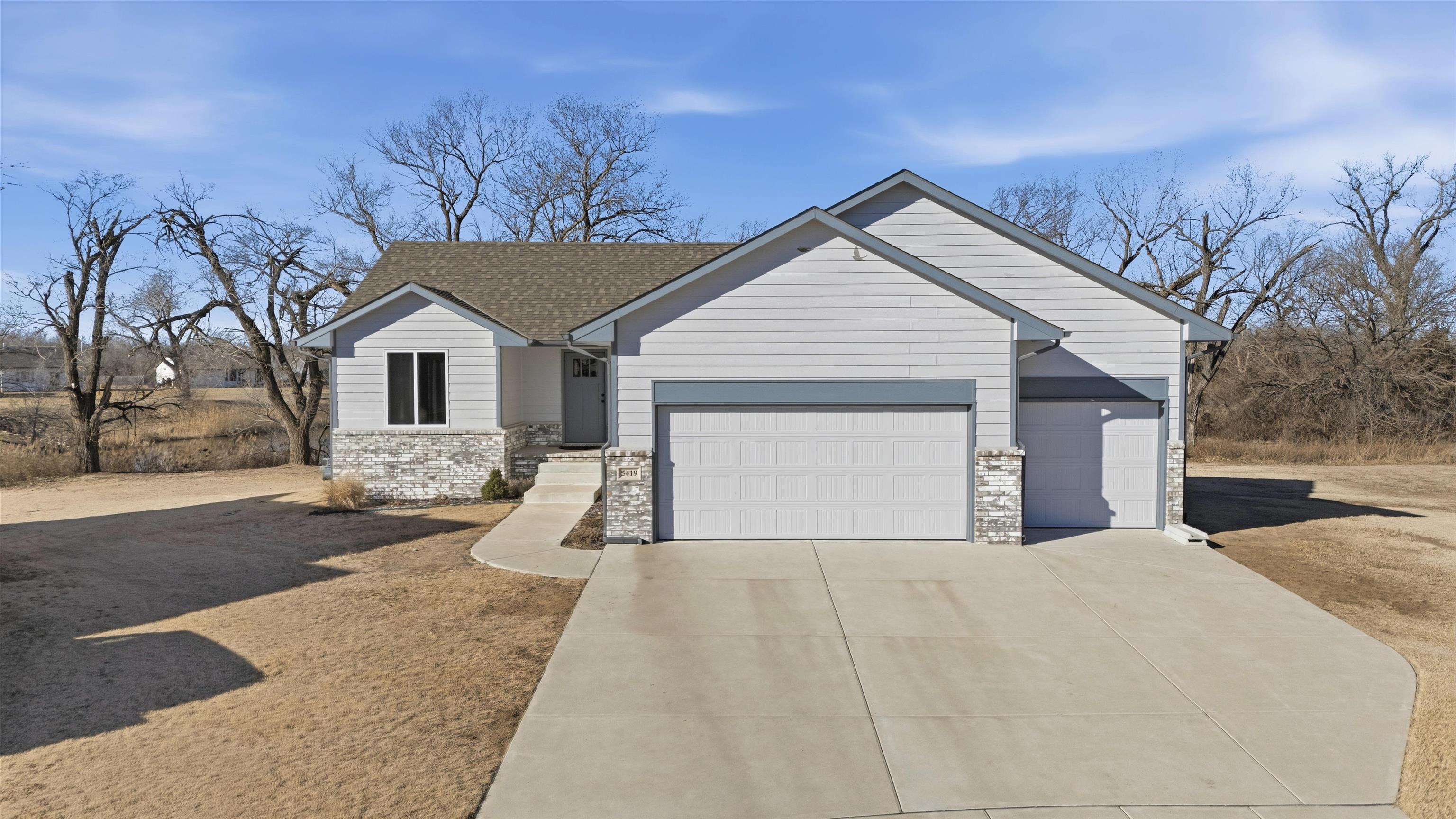 5419 S Meadowview Ct Property Photo 1