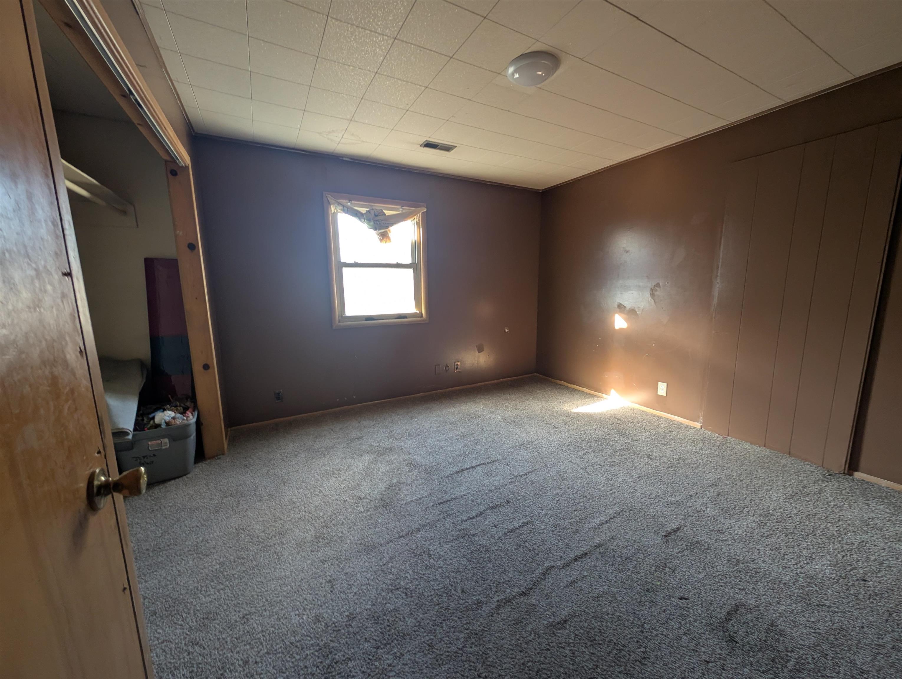 220-224 W Harry St Property Photo 10