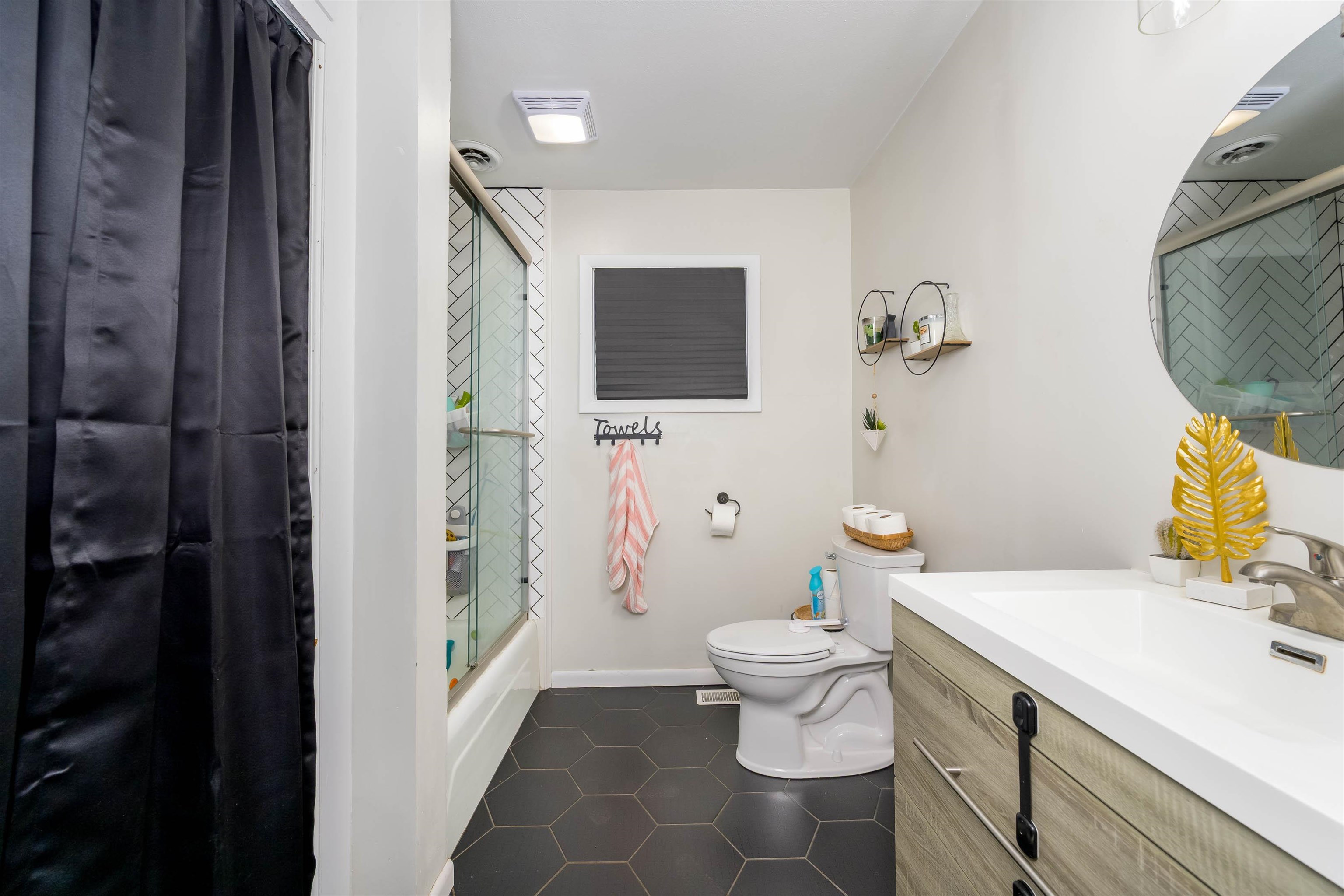 525 Marmaton Rd. Property Photo 11