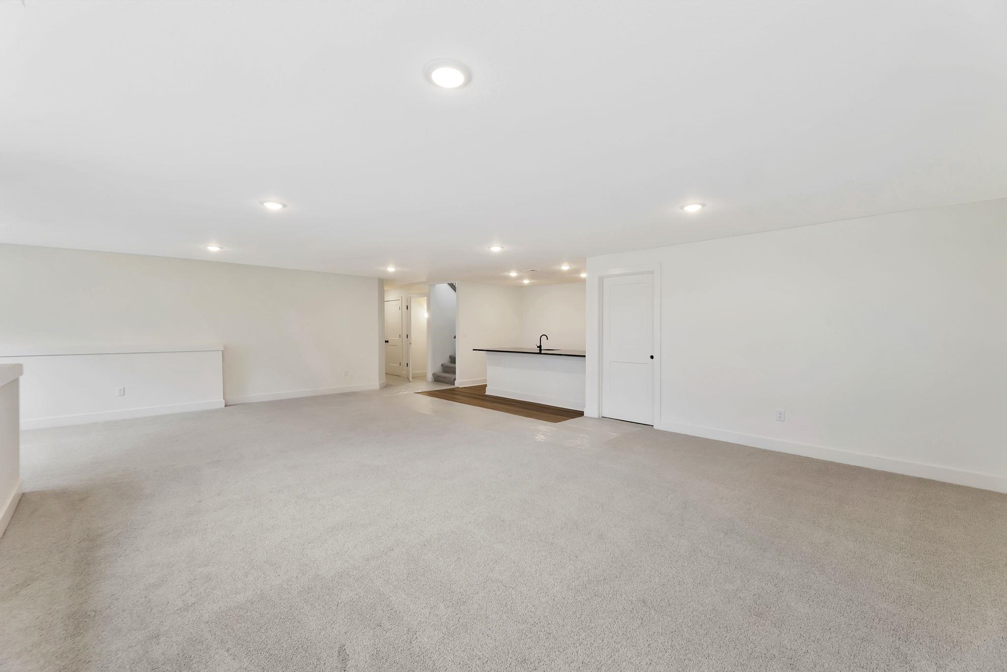 403 N Fielding St Property Photo 23