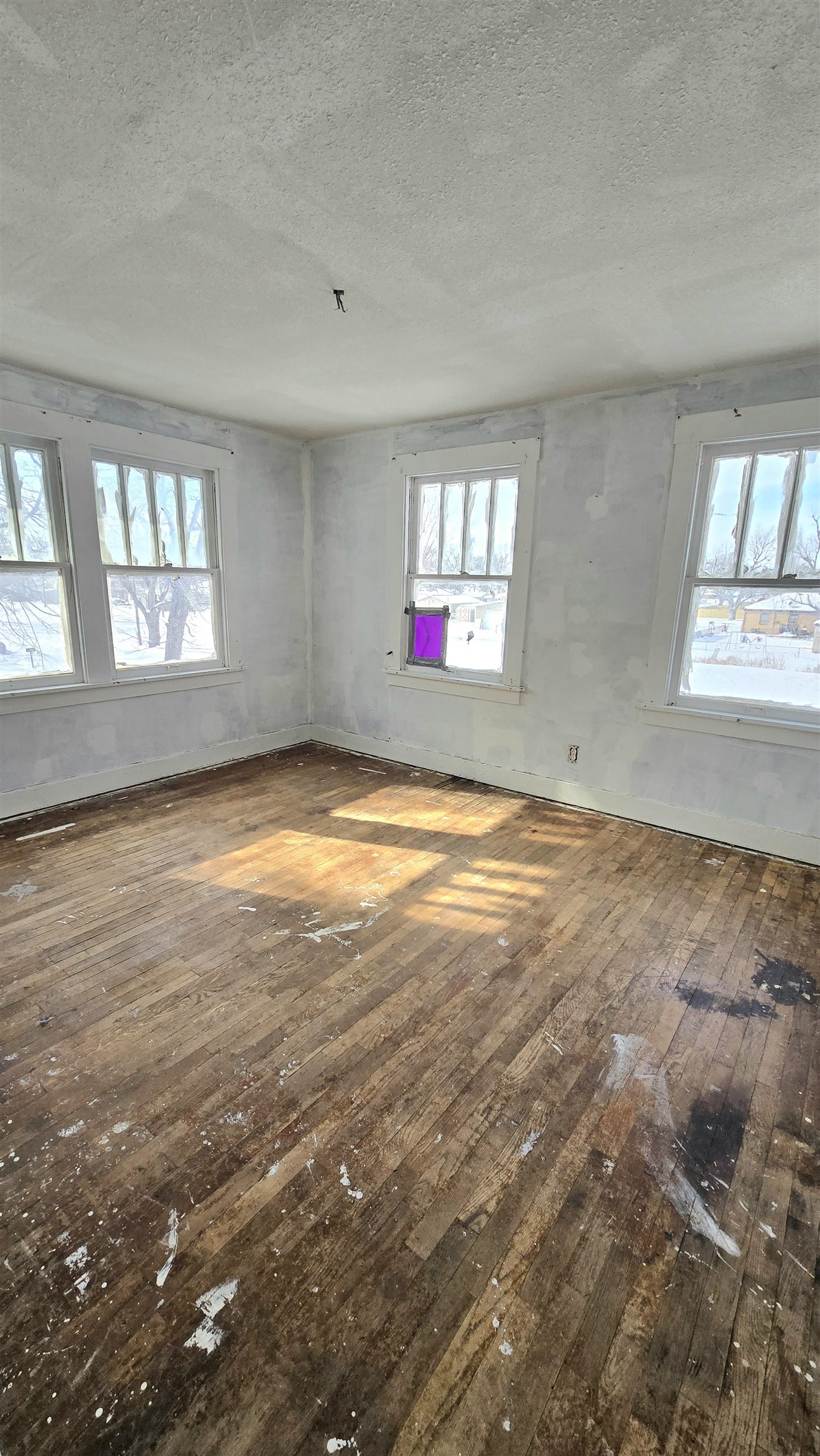 106 N West Pl Property Photo 9