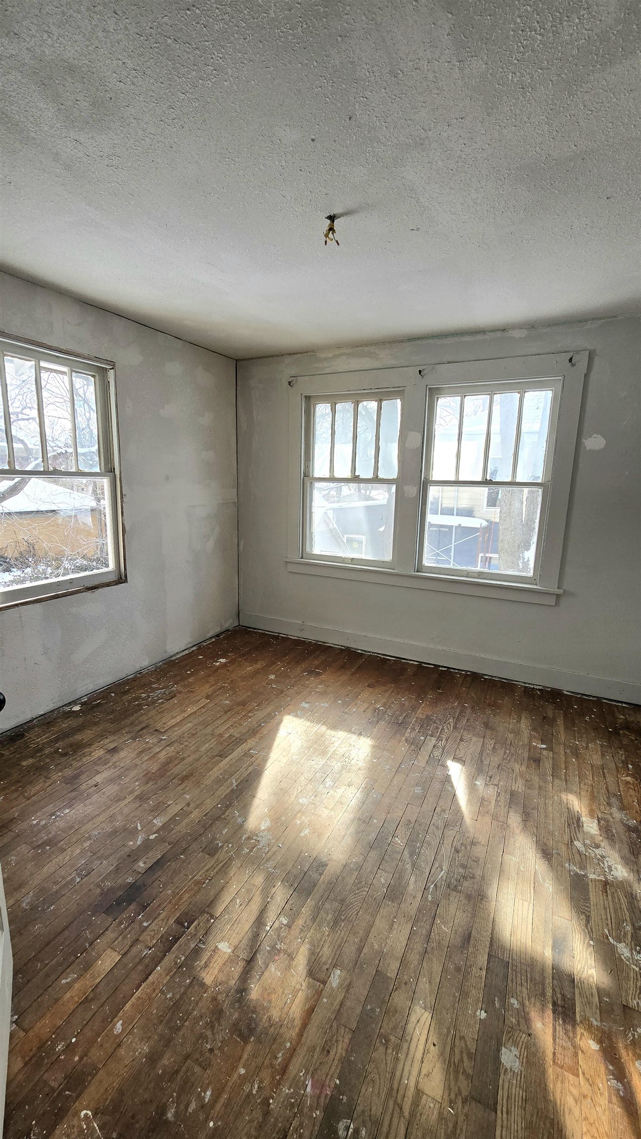 106 N West Pl Property Photo 11