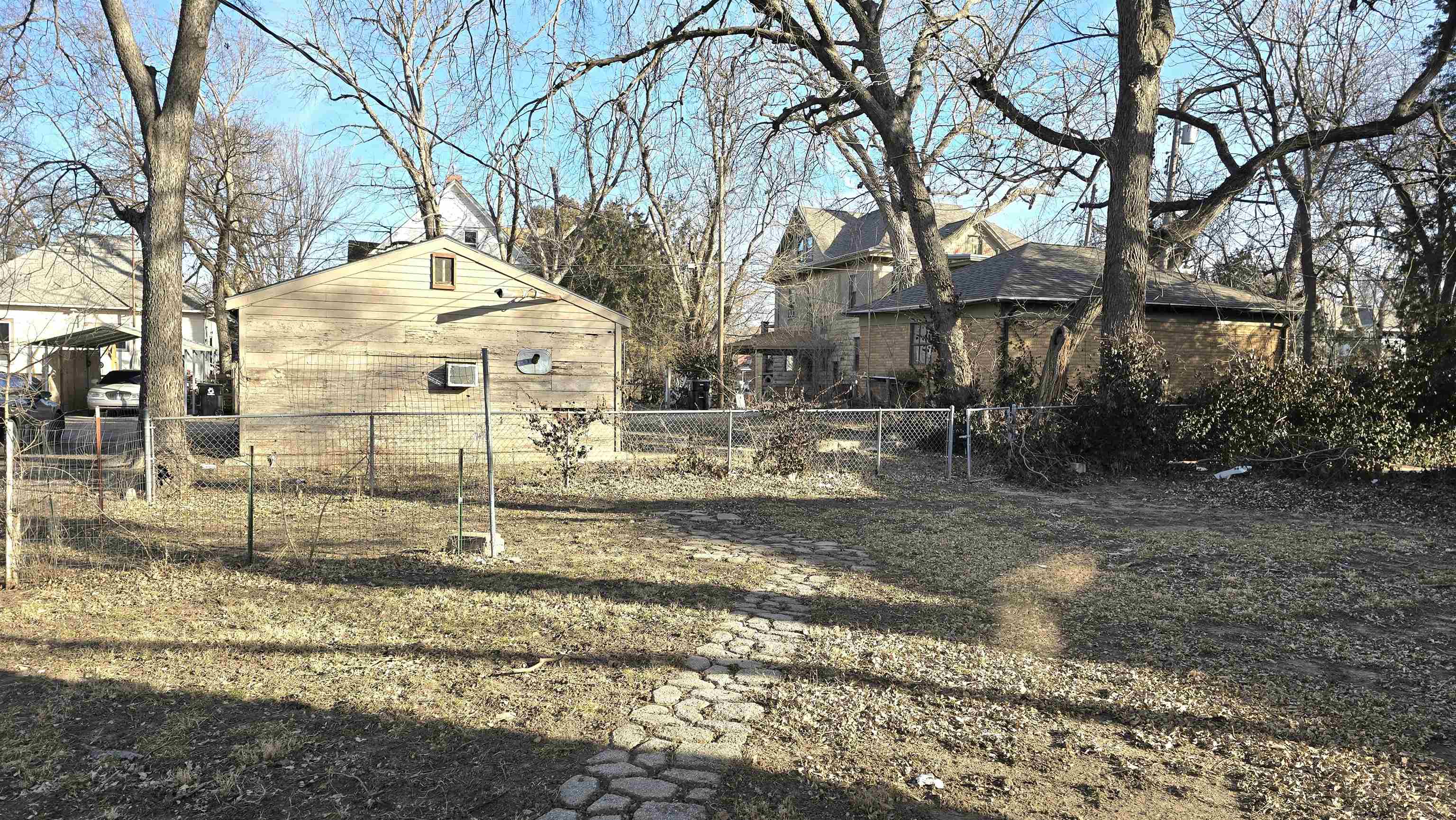 106 N West Pl Property Photo 14