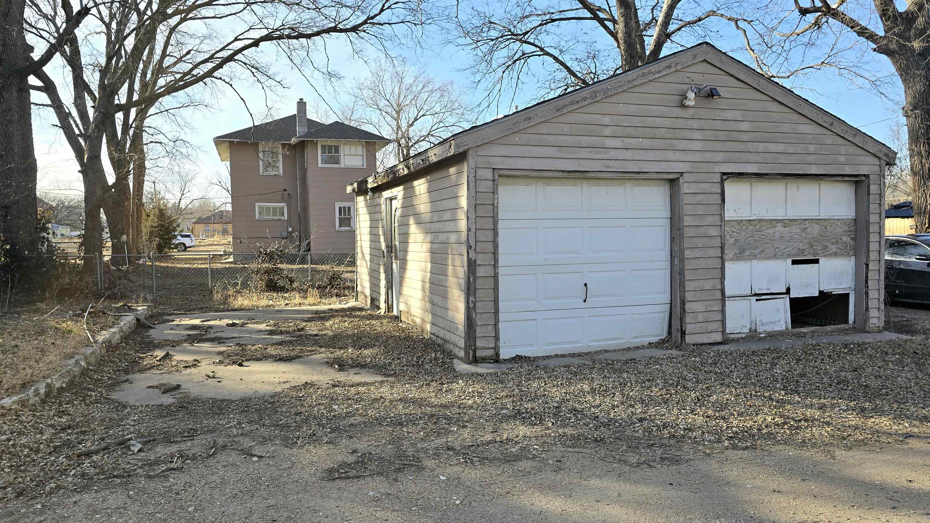 106 N West Pl Property Photo 15