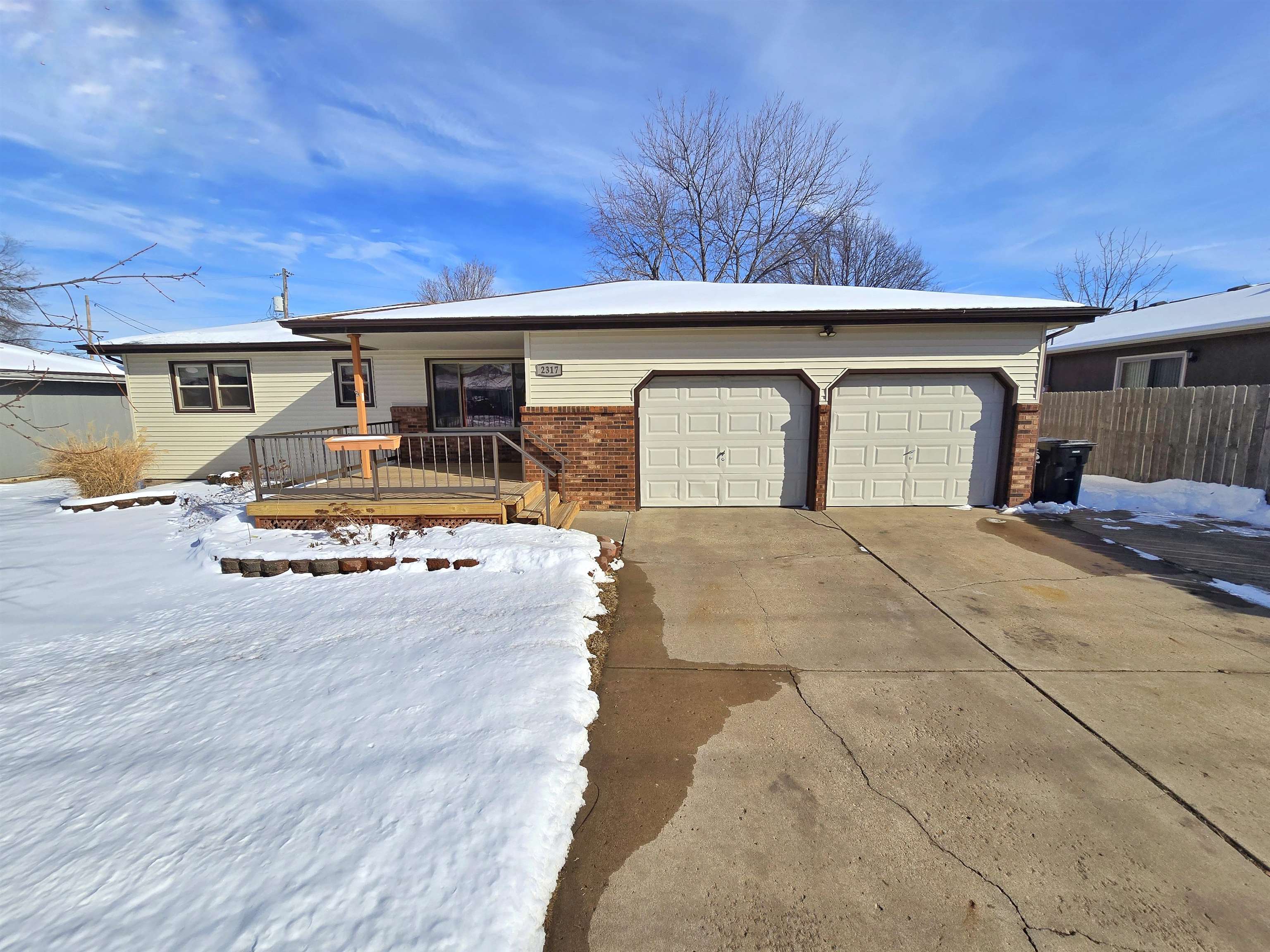 2317 S Ohio St Property Photo 1