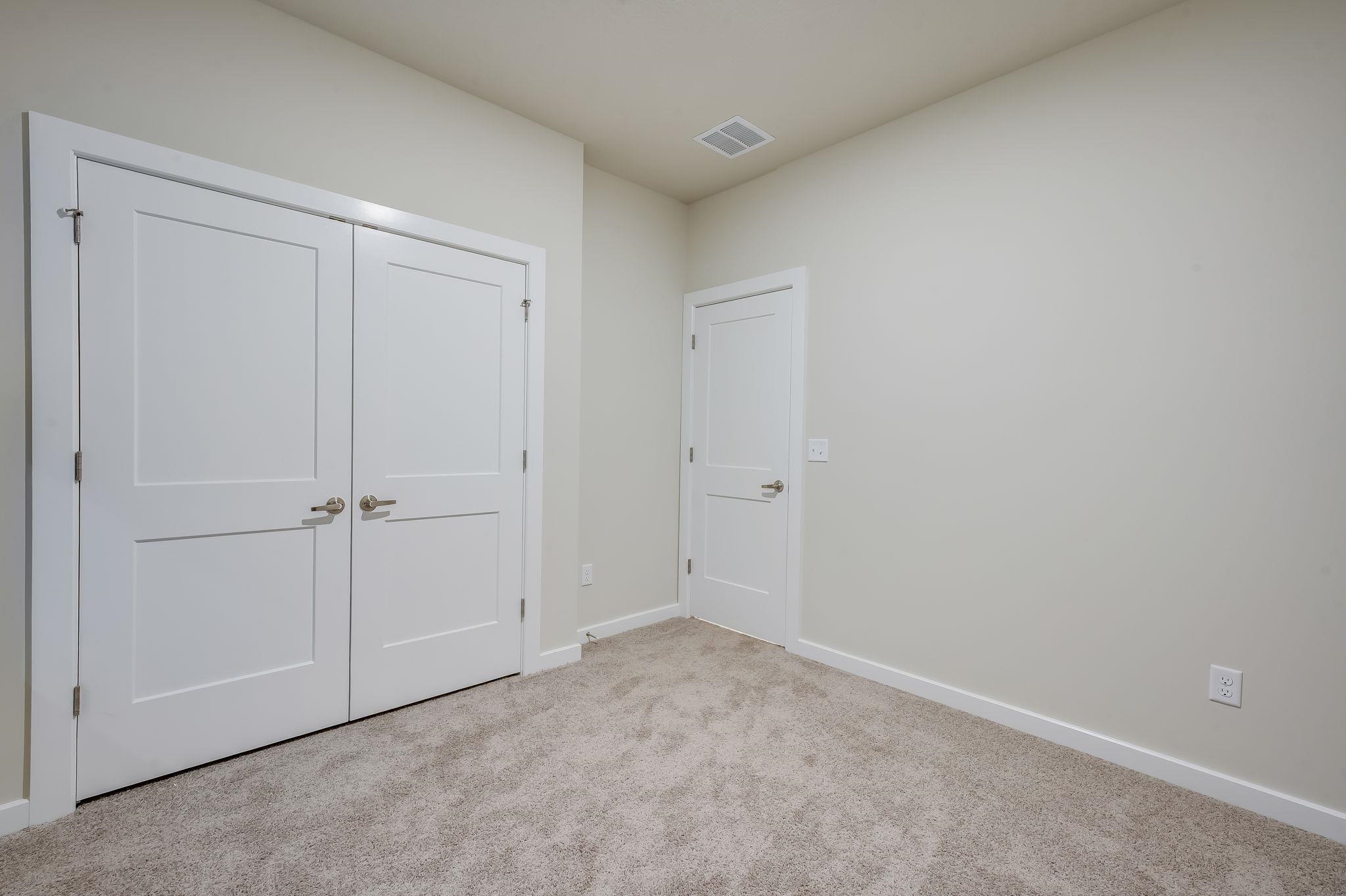 1778 W Redbud Lane Property Photo 21