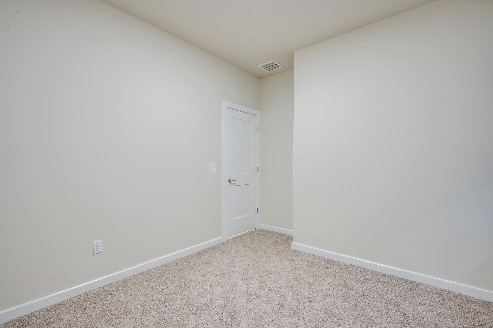 1778 W Redbud Lane Property Photo 24
