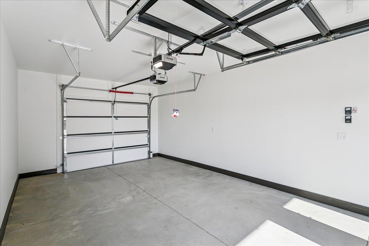 14113 Barn Owl St Property Photo 22
