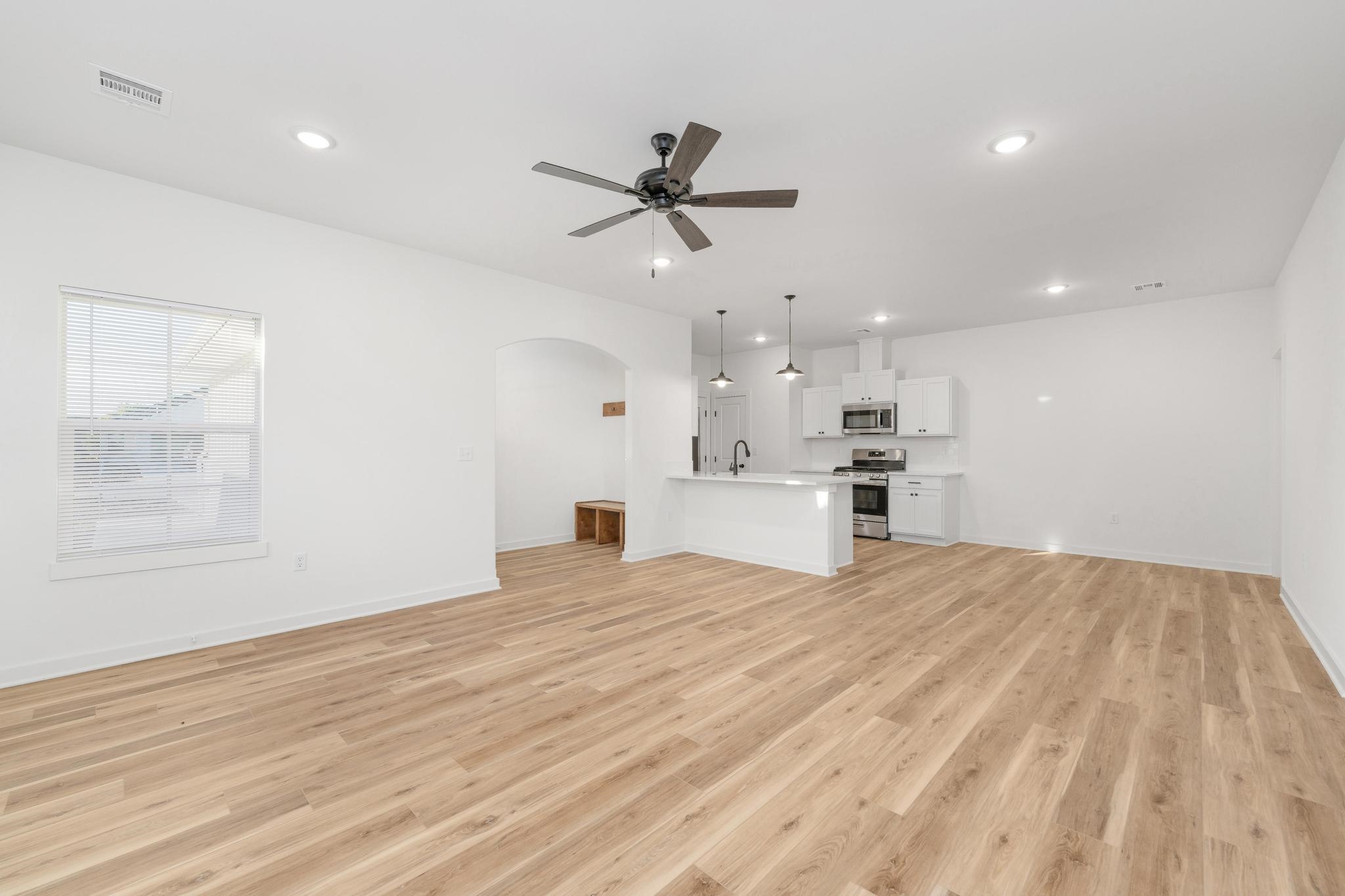 12244 W Rosemary St Property Photo 6