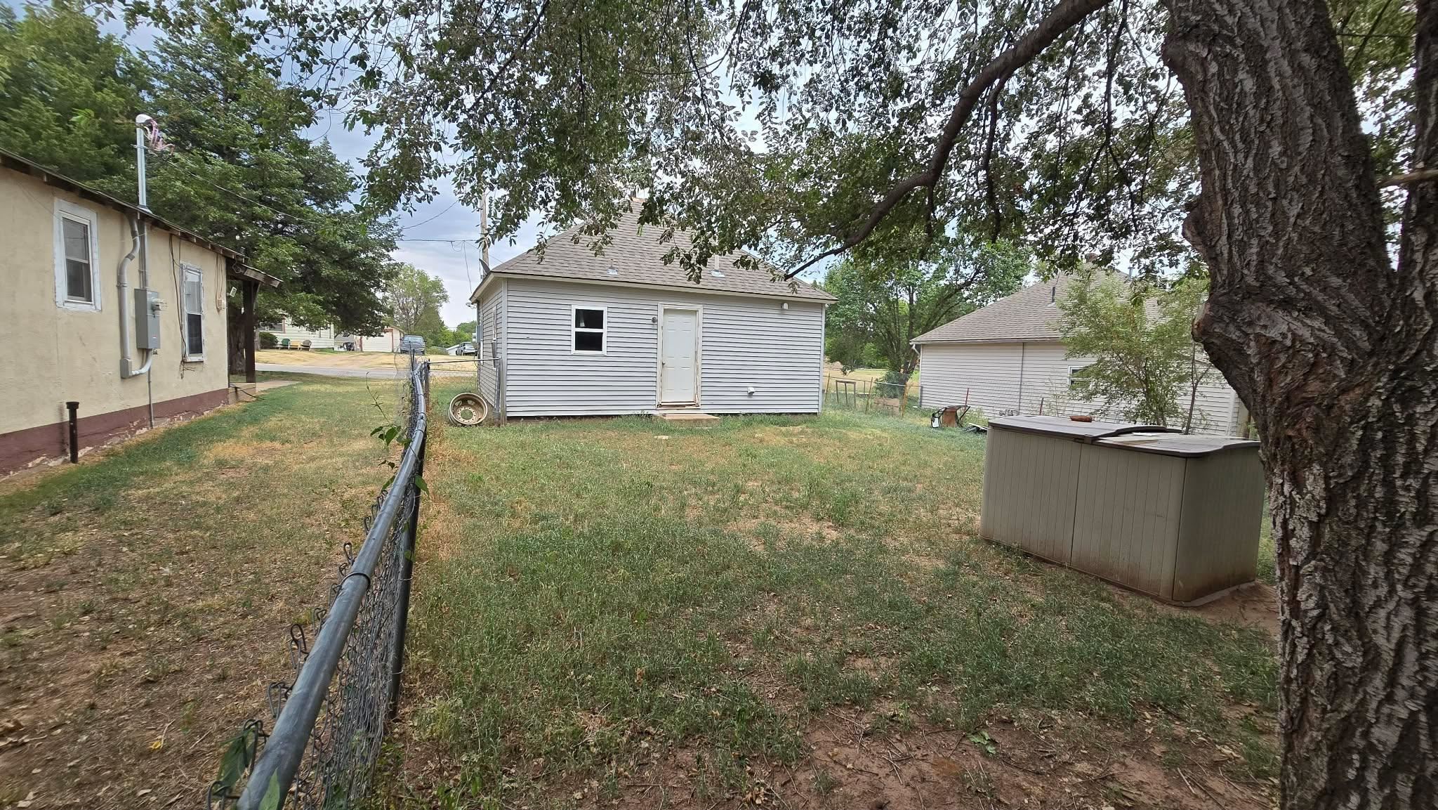 505 N Adams St Property Photo 6