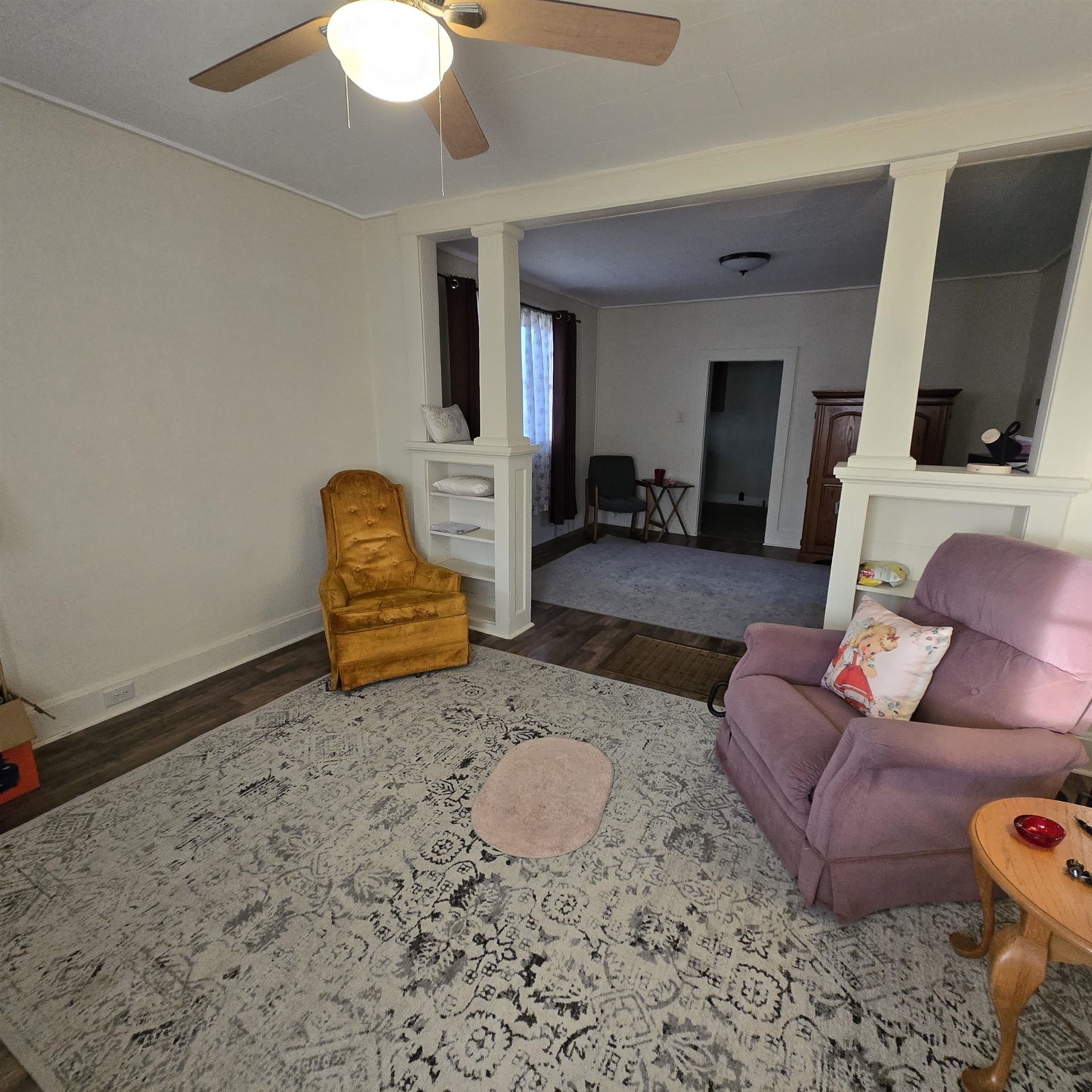 301 N Poplar St Property Photo 7