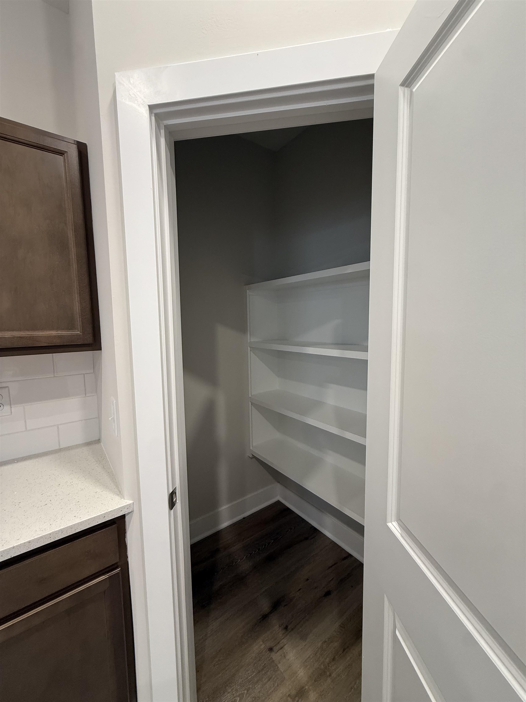 504 E Hayes St Property Photo 6
