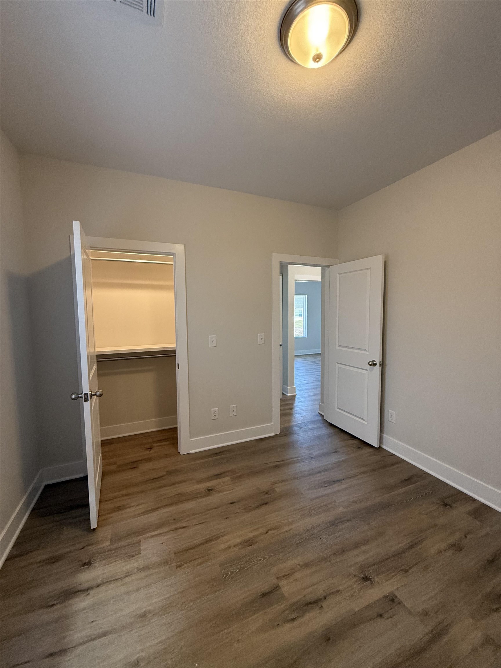 504 E Hayes St Property Photo 14