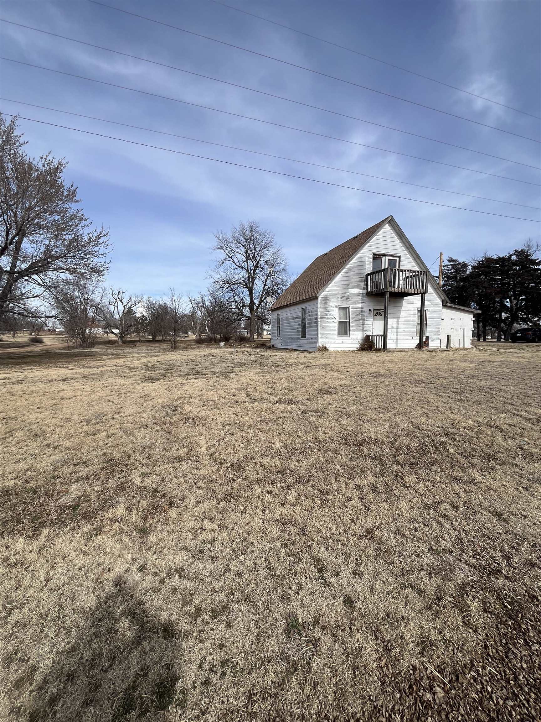 104 W Central Property Photo 2