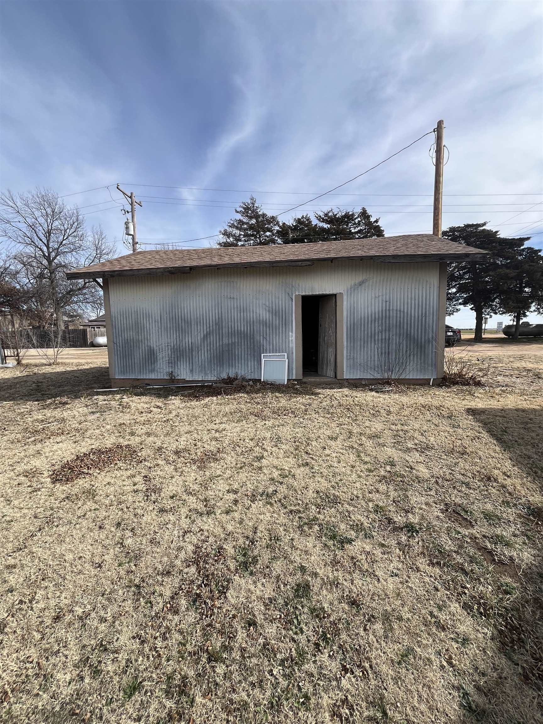 104 W Central Property Photo 26