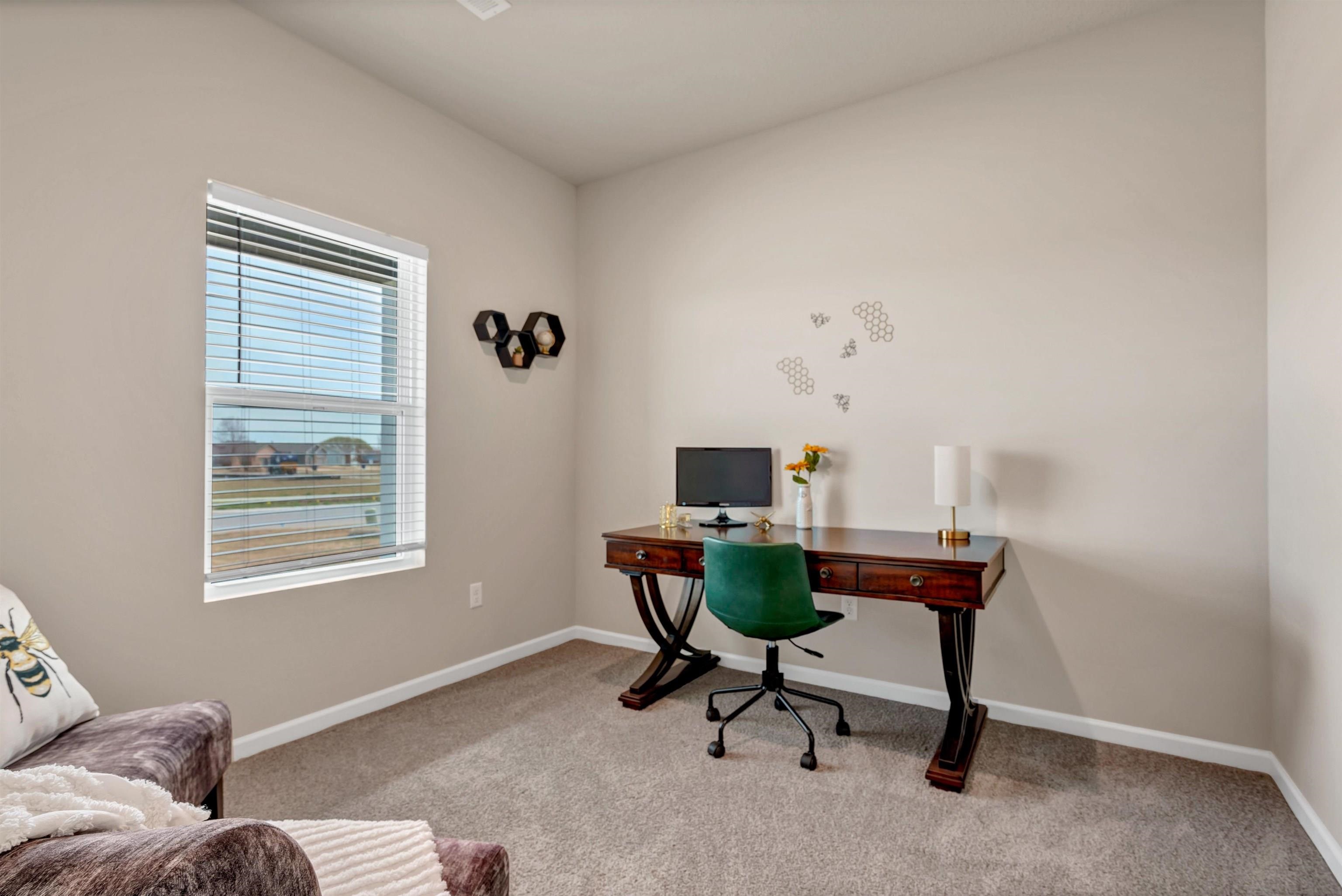 1798 W Redbud Lane Property Photo 19