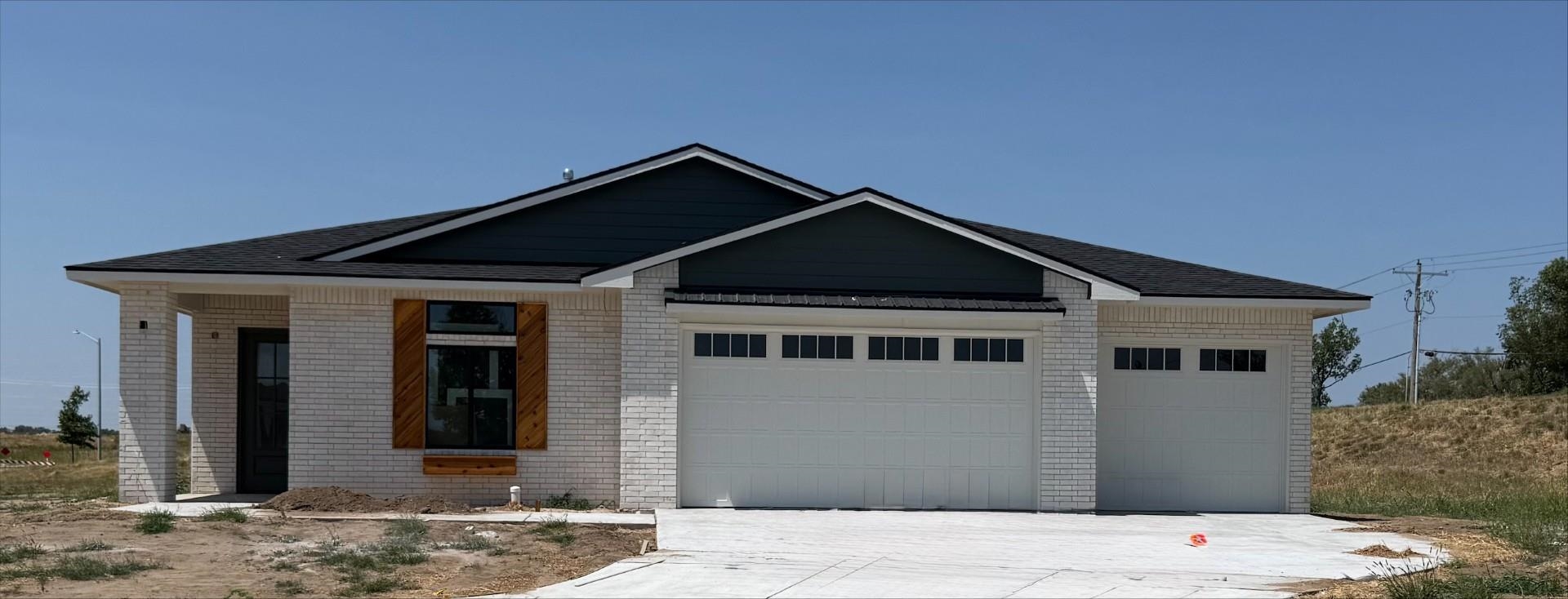 8342 Waterway Ct Property Photo 1