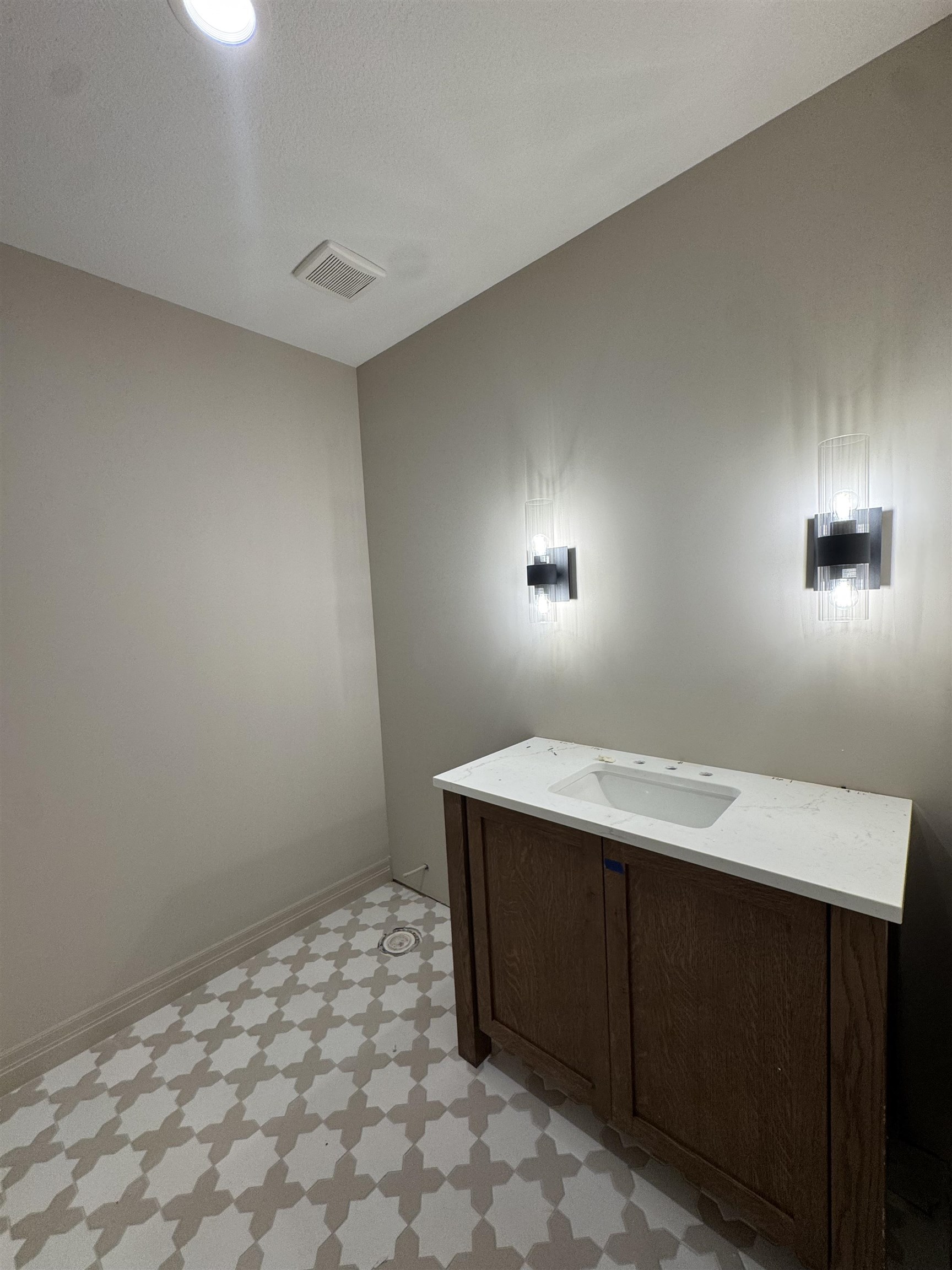 2310 N Sagebrush St Property Photo 15