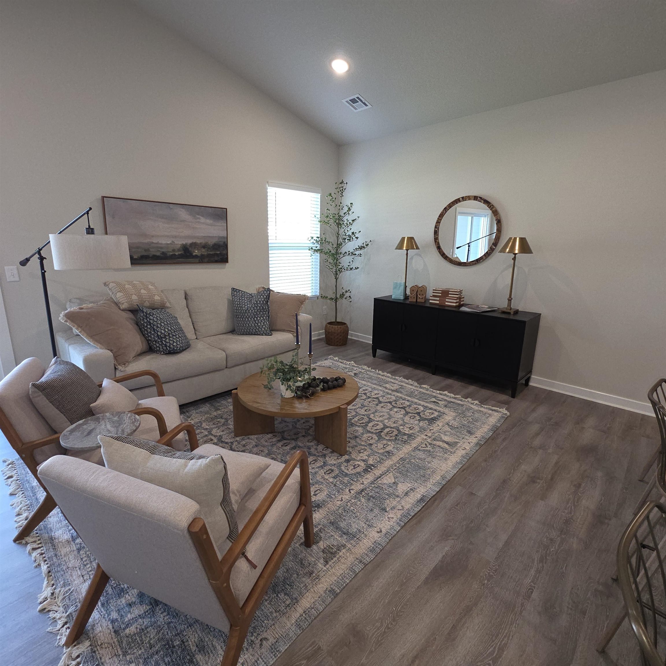 928 N Forestview Ct Property Photo 11