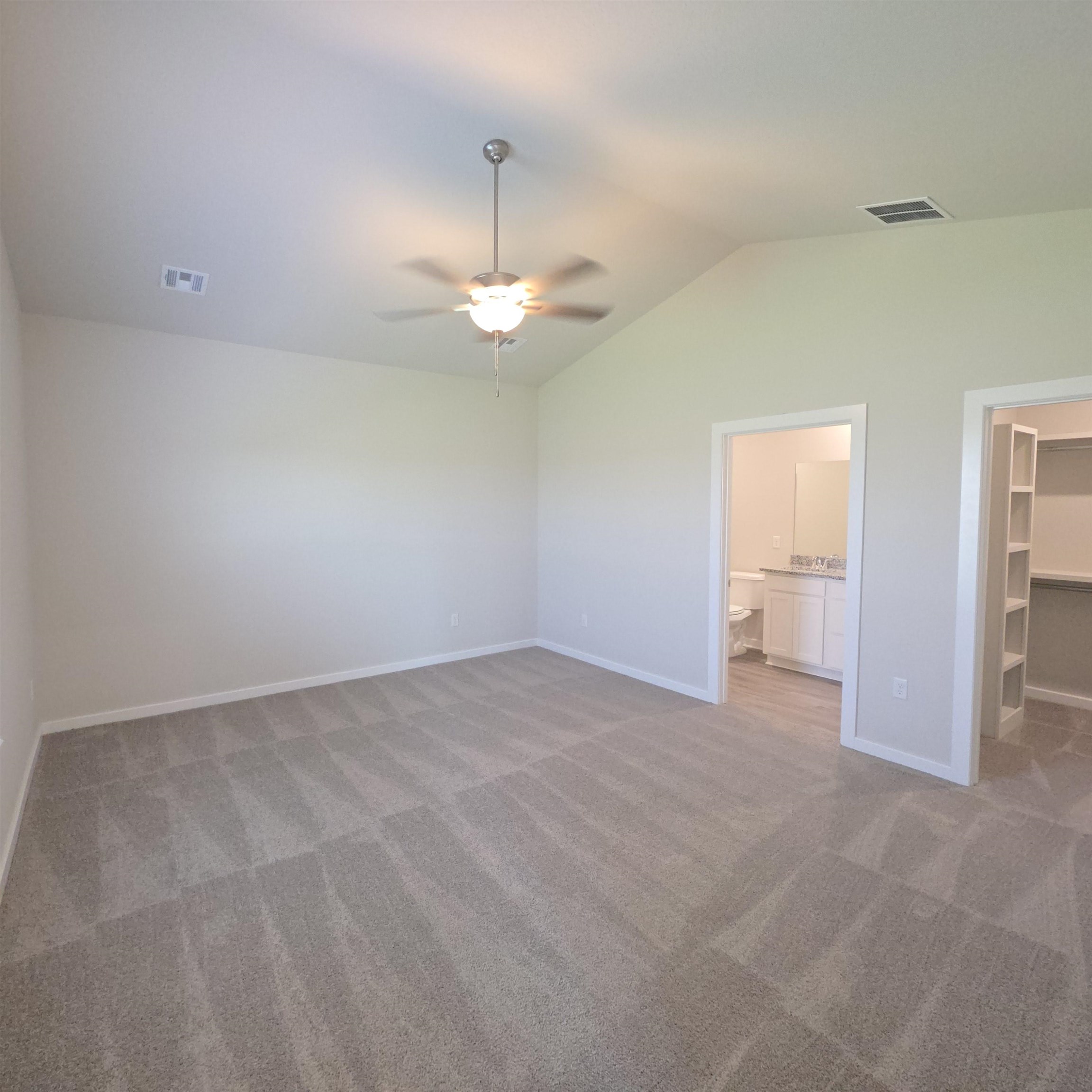 927 N Forestview St Property Photo 17