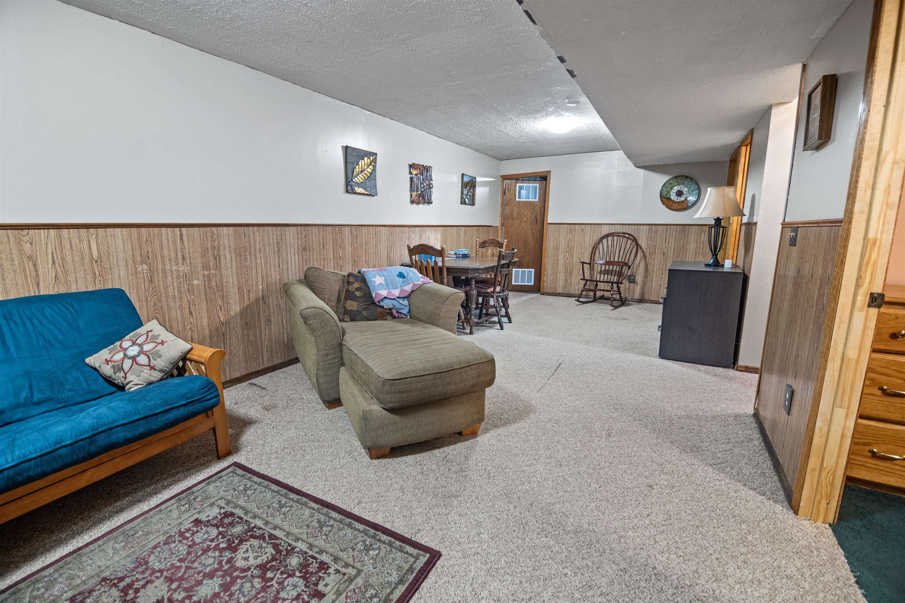 307 N Sioux St Property Photo 4