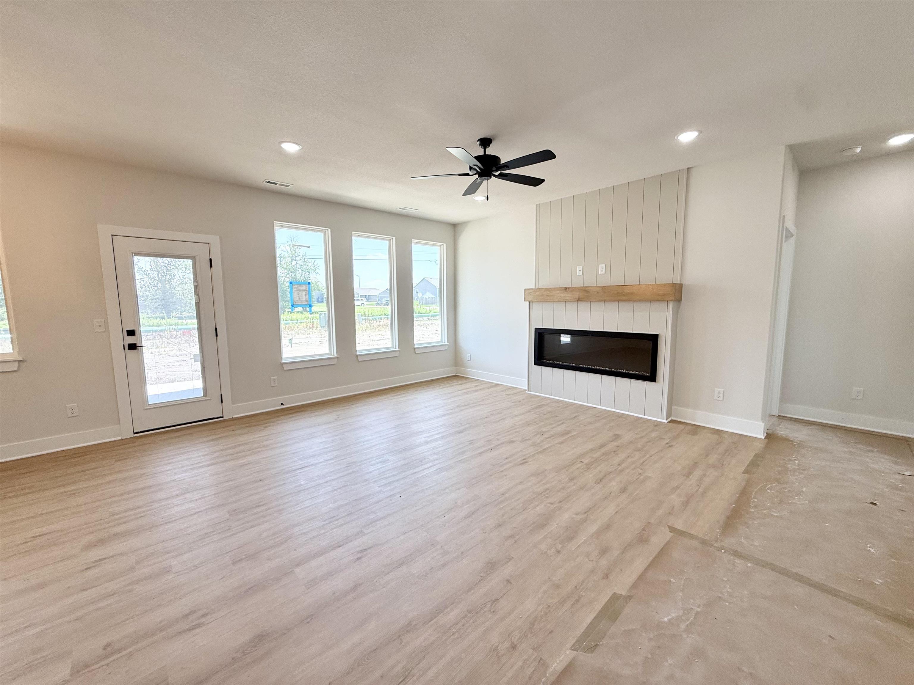 5404 N Toben Ct Property Photo 5